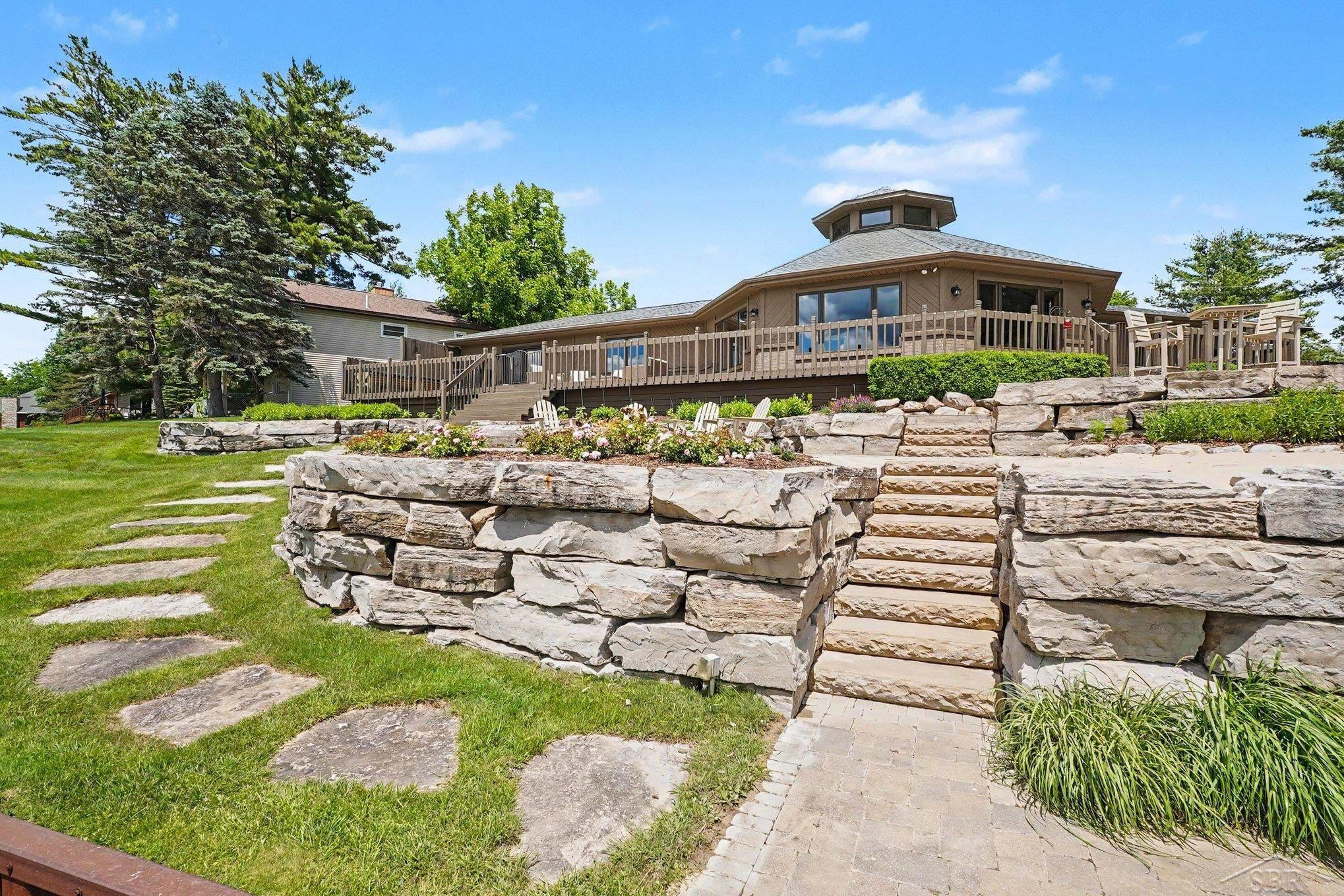 4991 N Pointe Drive, Sanford, MI 48657 — Photo 23