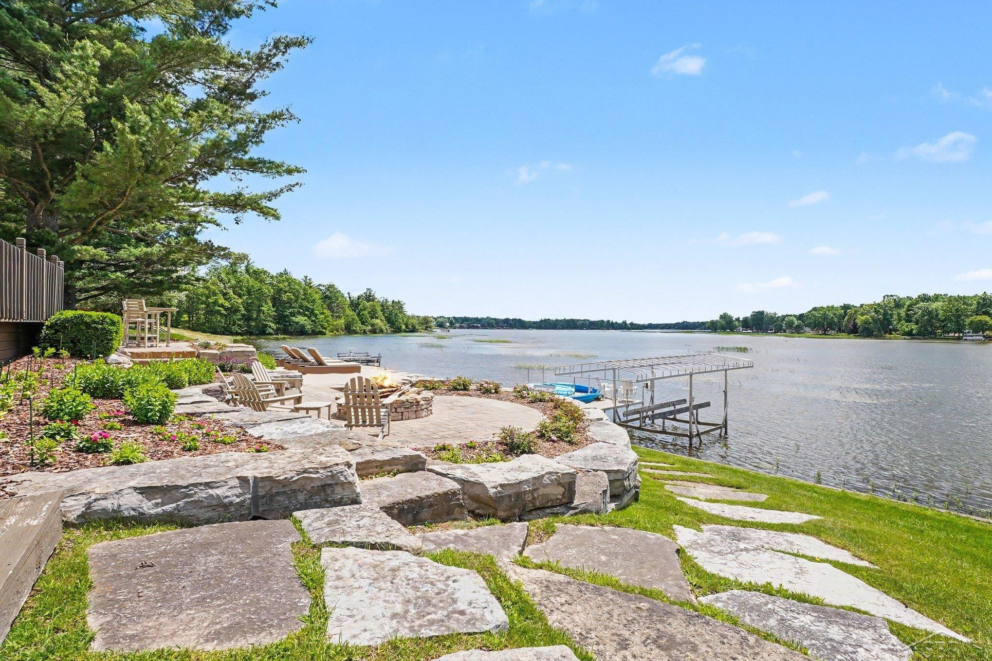 4991 N Pointe Drive, Sanford, MI 48657 — Photo 25