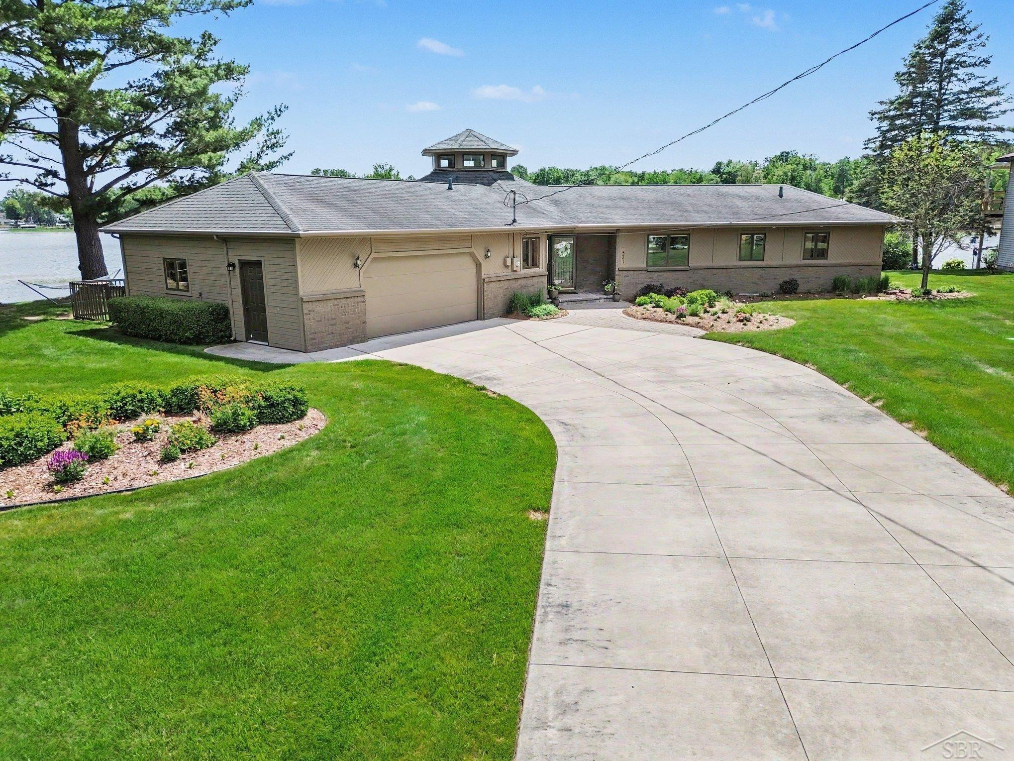 4991 N Pointe Drive, Sanford, MI 48657 — Photo 31