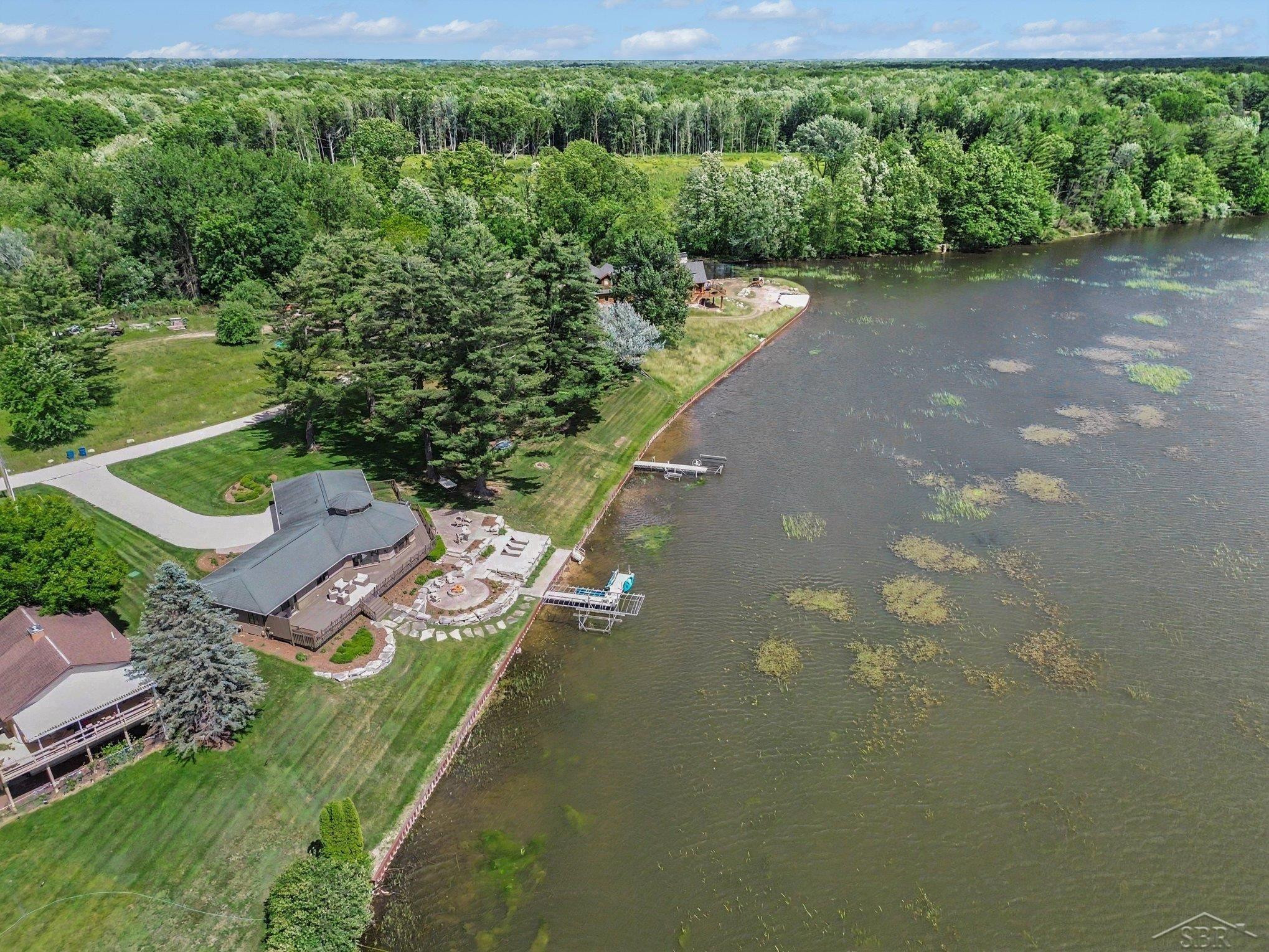 4991 N Pointe Drive, Sanford, MI 48657 — Photo 35