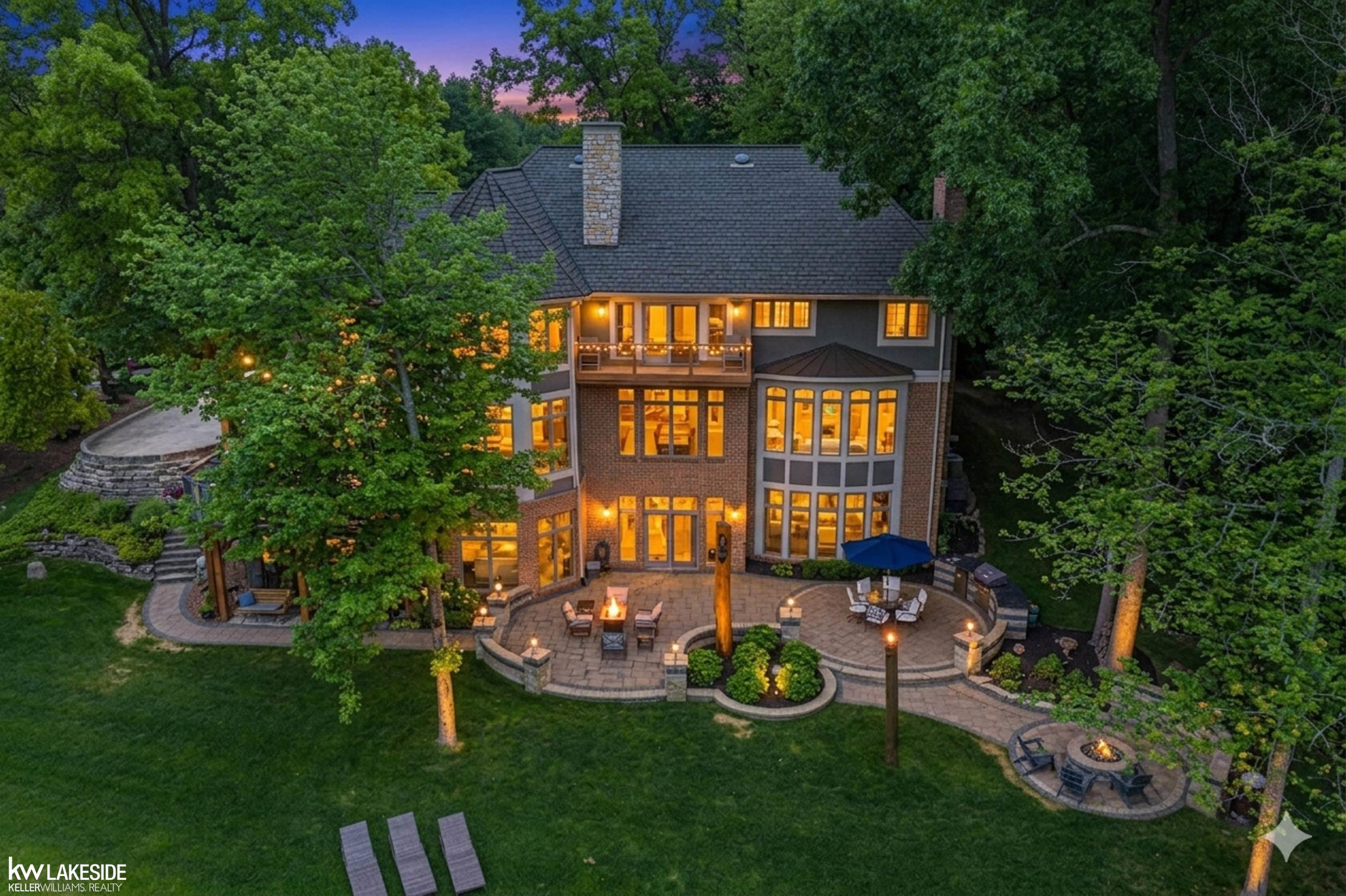 1868 Carsons Cove Cove, MI 48390 — Photo 3