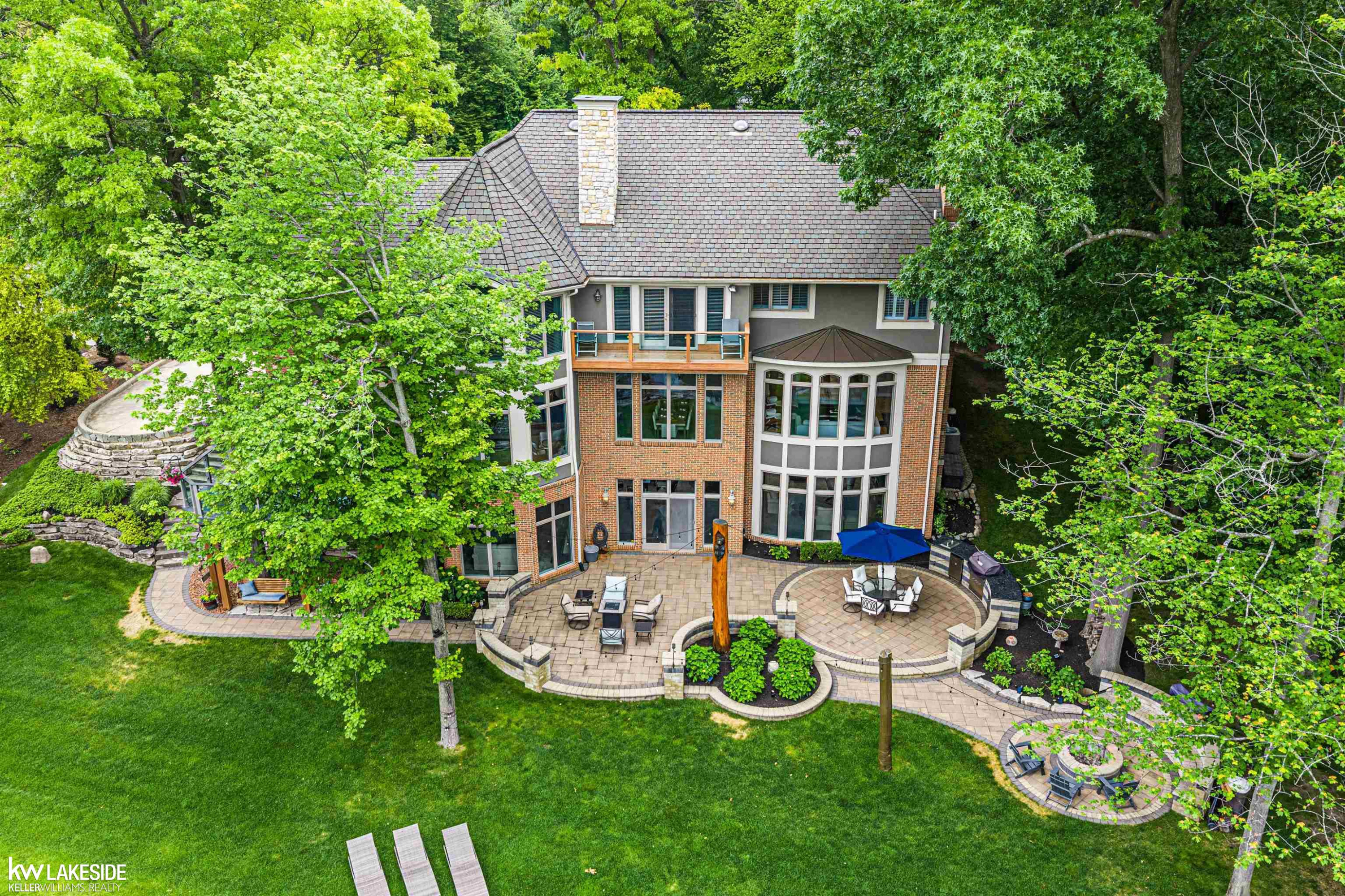 1868 Carsons Cove Cove, MI 48390 — Photo 15