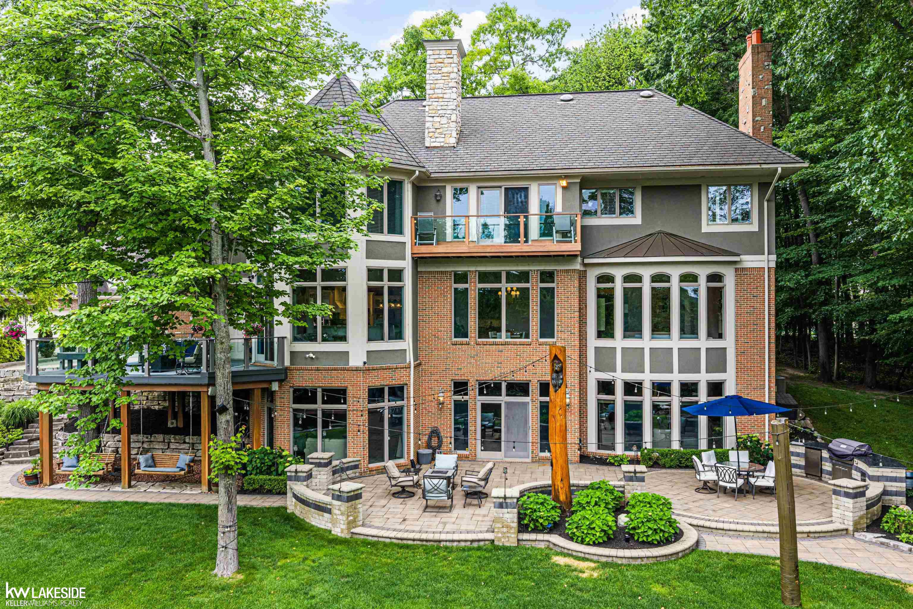 1868 Carsons Cove Cove, MI 48390 — Photo 16