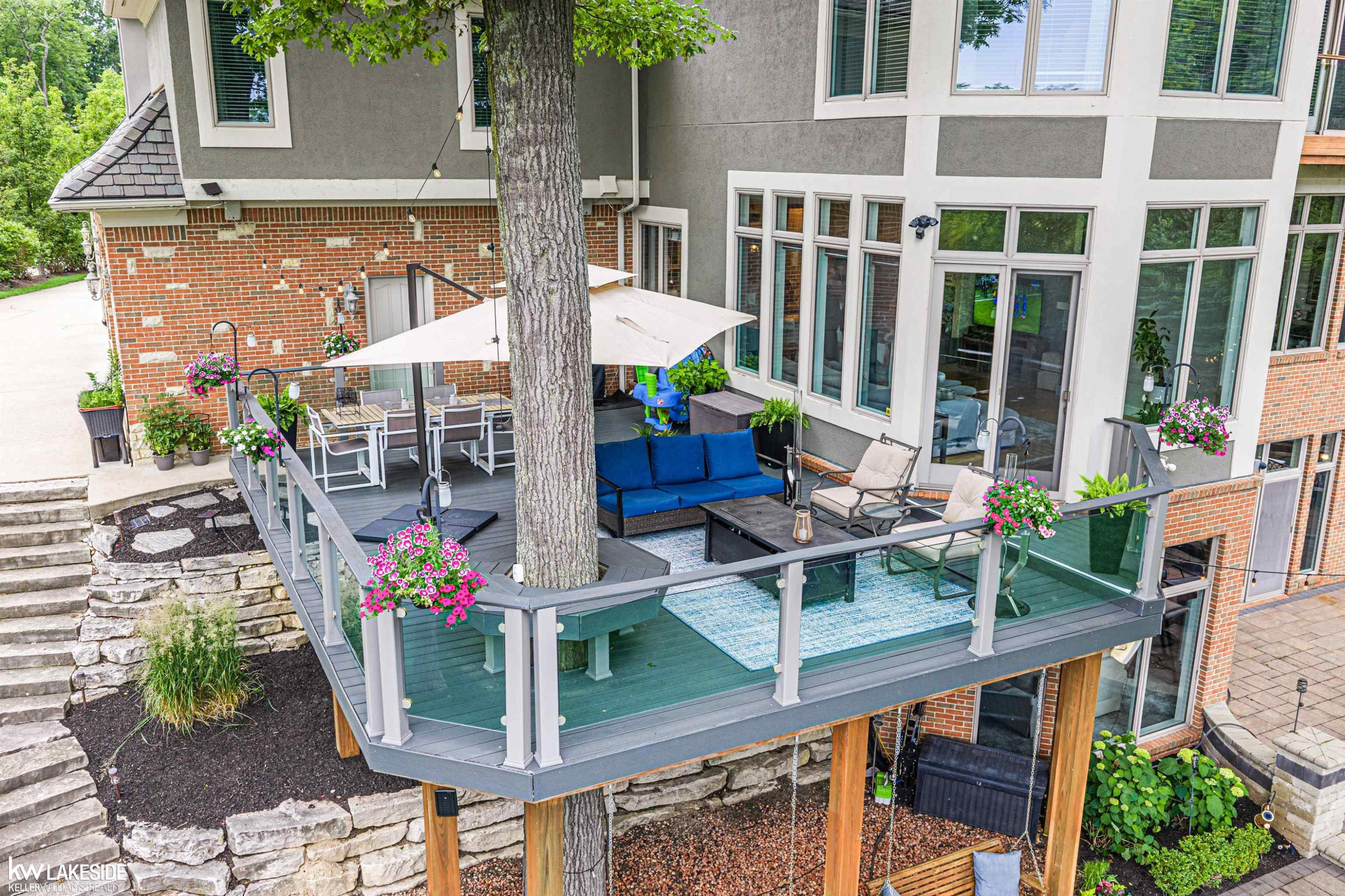 1868 Carsons Cove Cove, MI 48390 — Photo 20