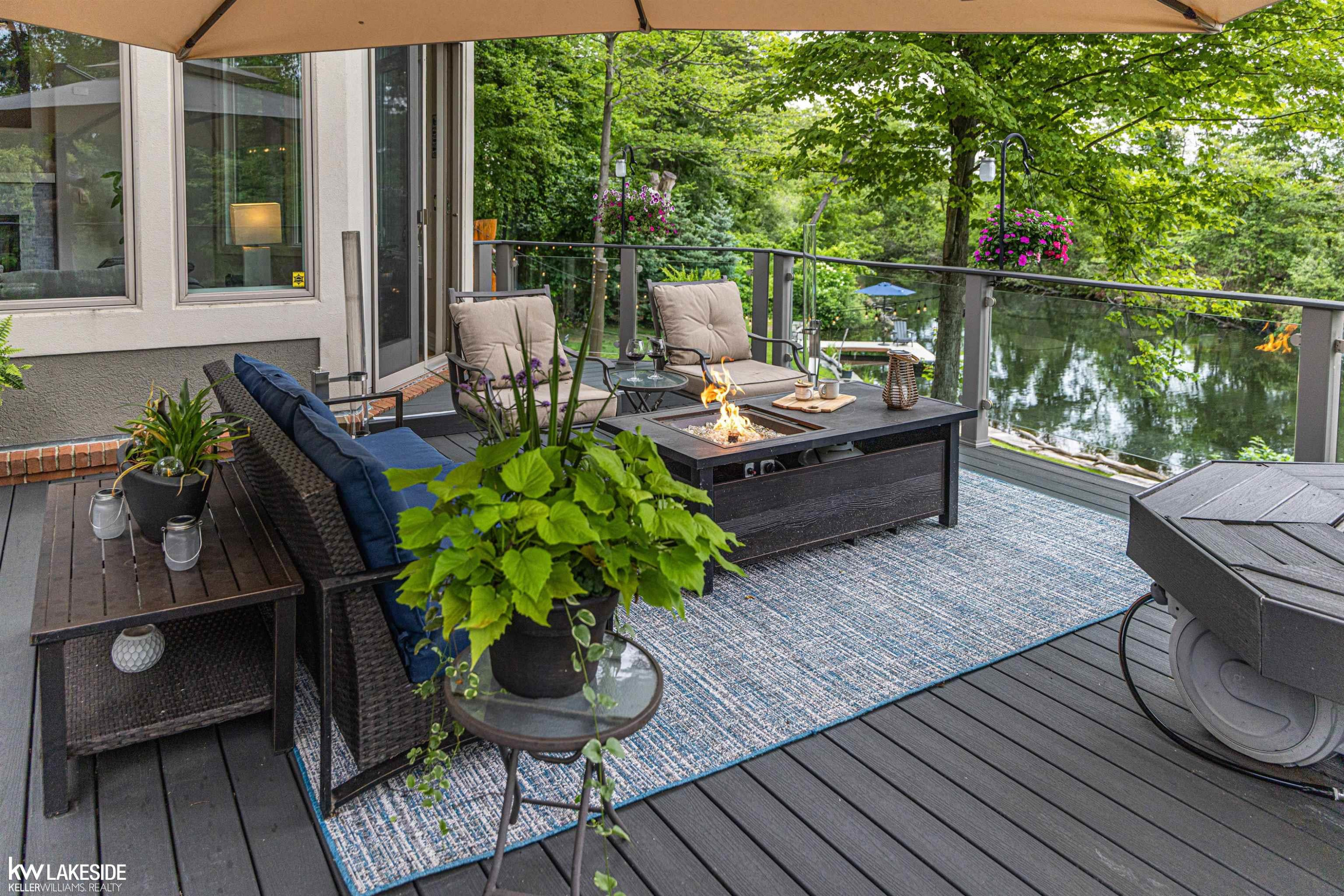 1868 Carsons Cove Cove, MI 48390 — Photo 34