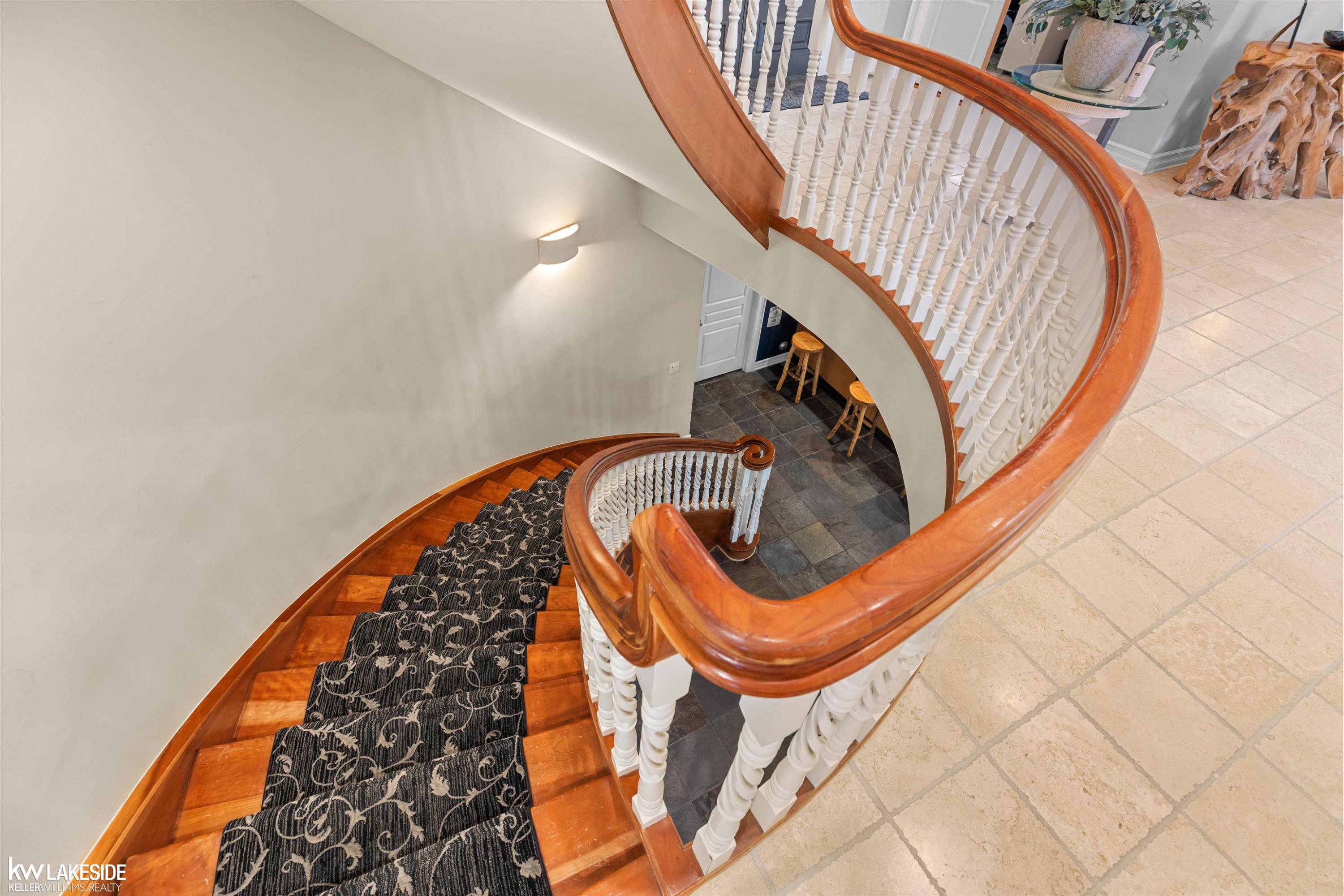 1868 Carsons Cove Cove, MI 48390 — Photo 53