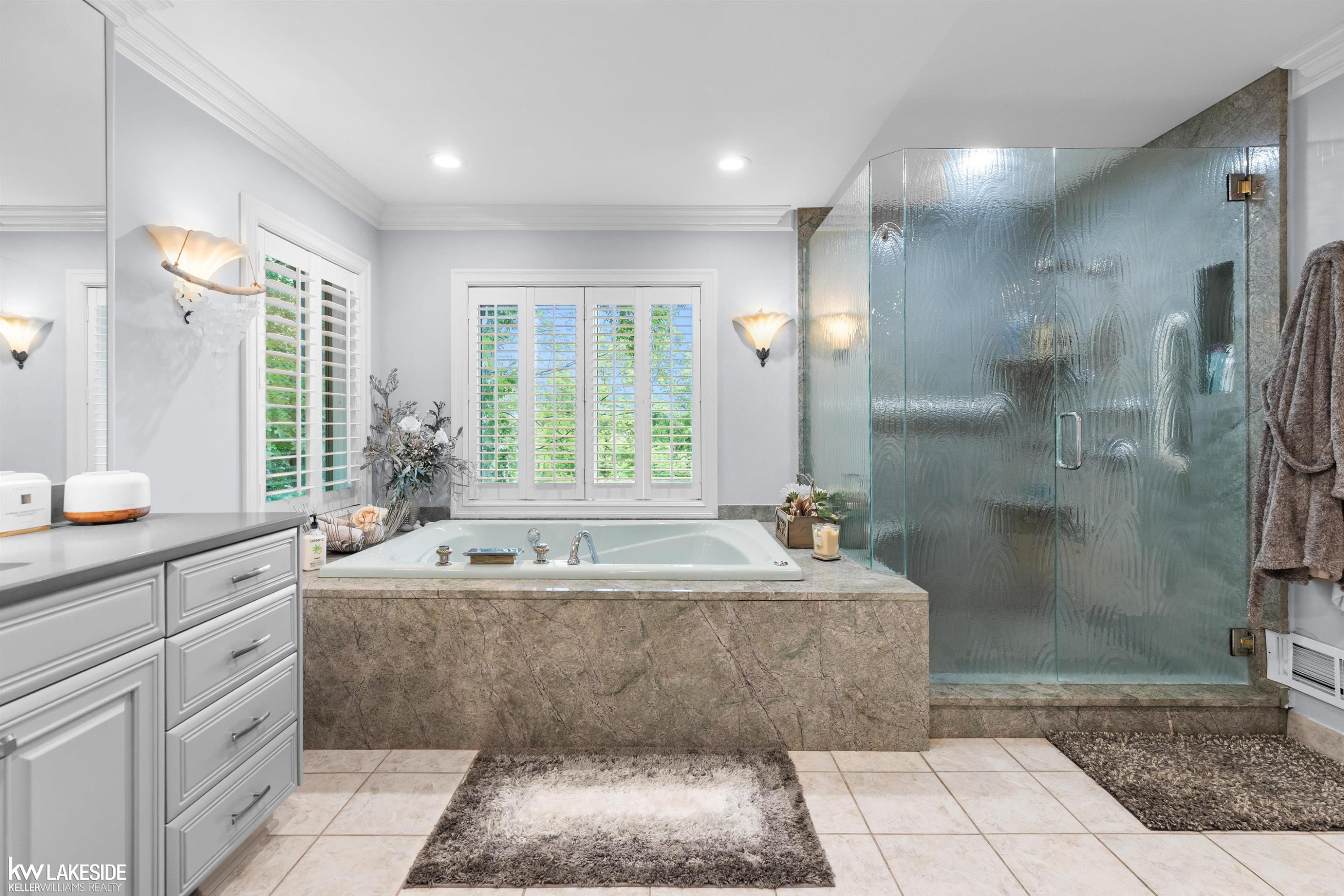 1868 Carsons Cove Cove, MI 48390 — Photo 63
