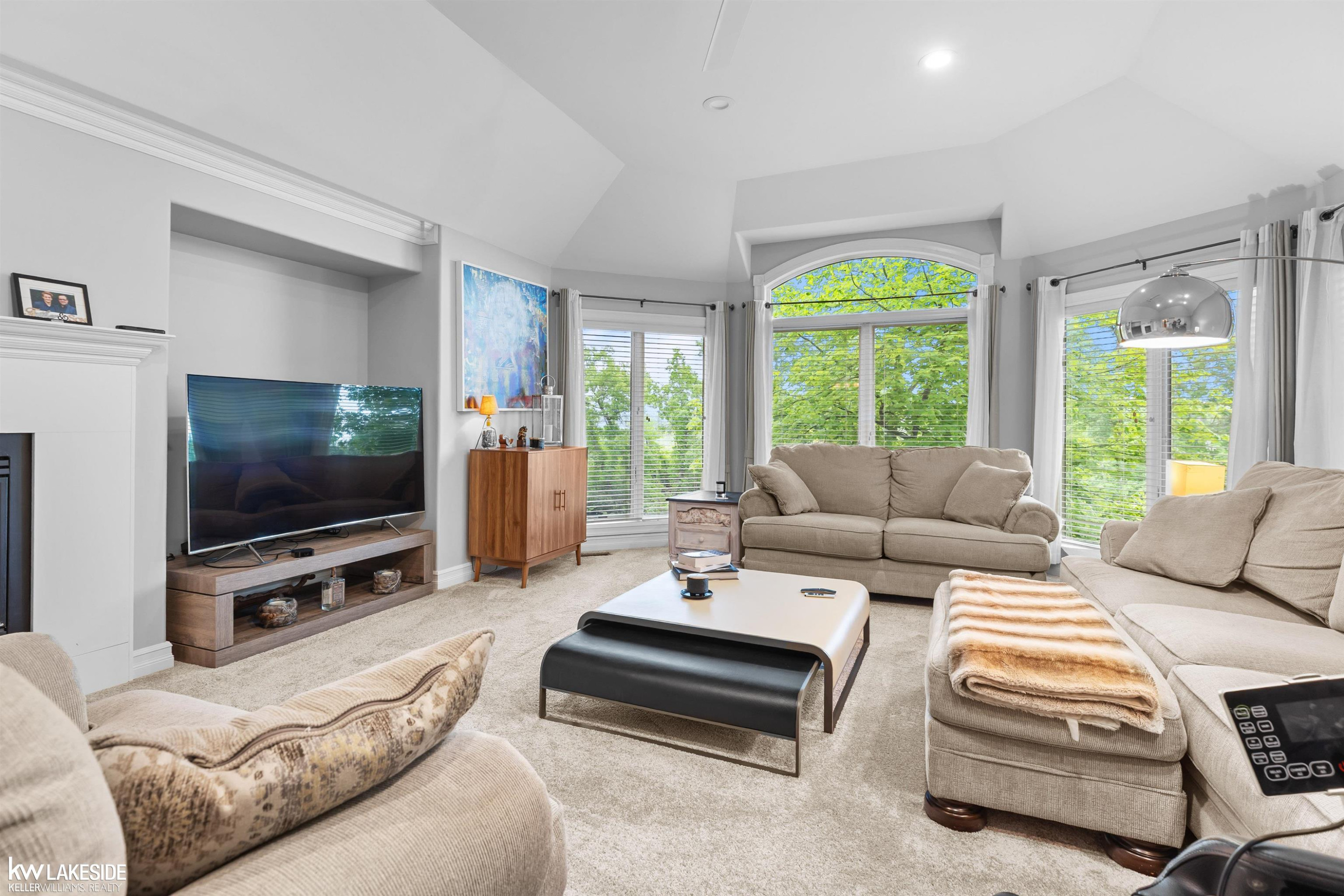 1868 Carsons Cove Cove, MI 48390 — Photo 66