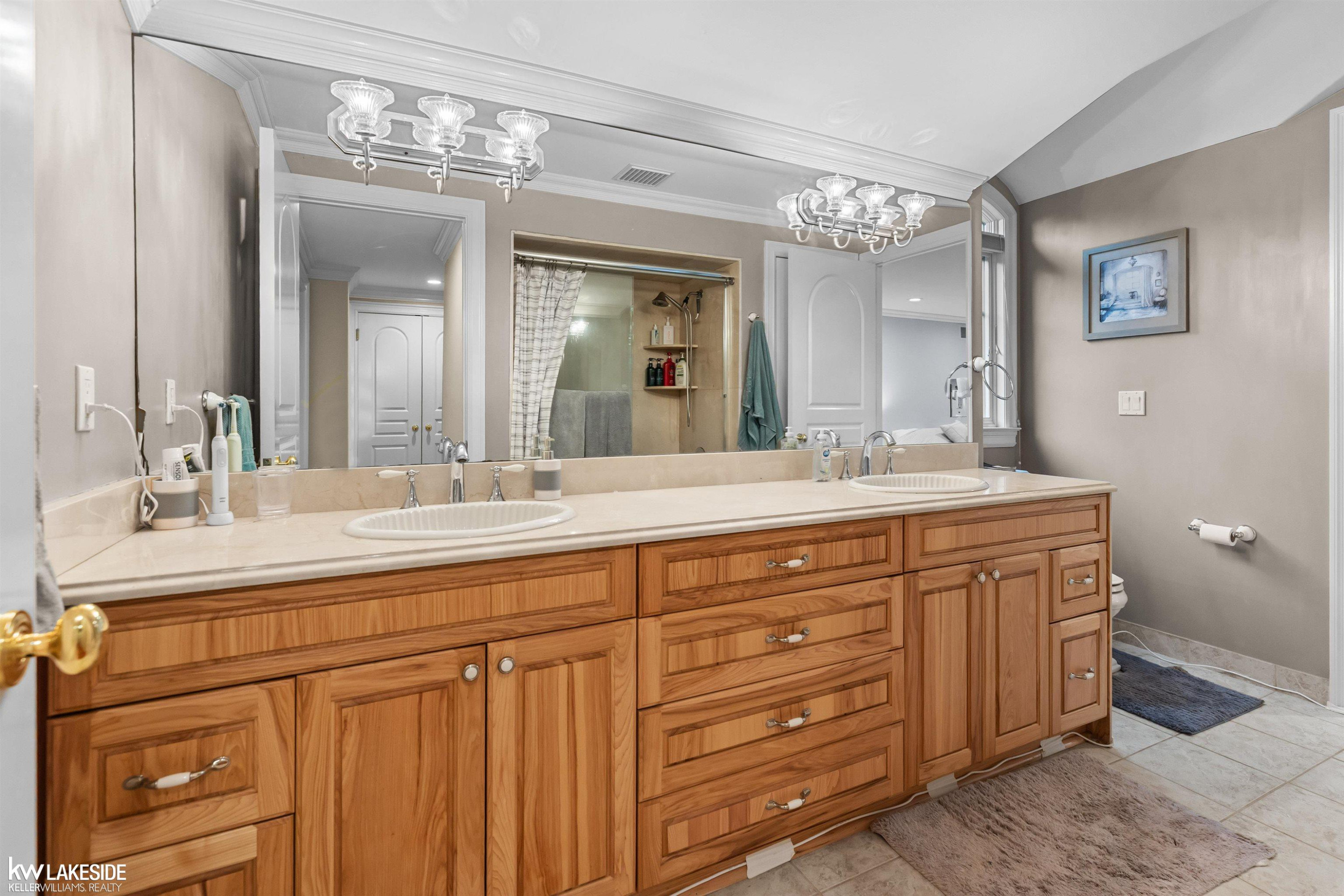 1868 Carsons Cove Cove, MI 48390 — Photo 72