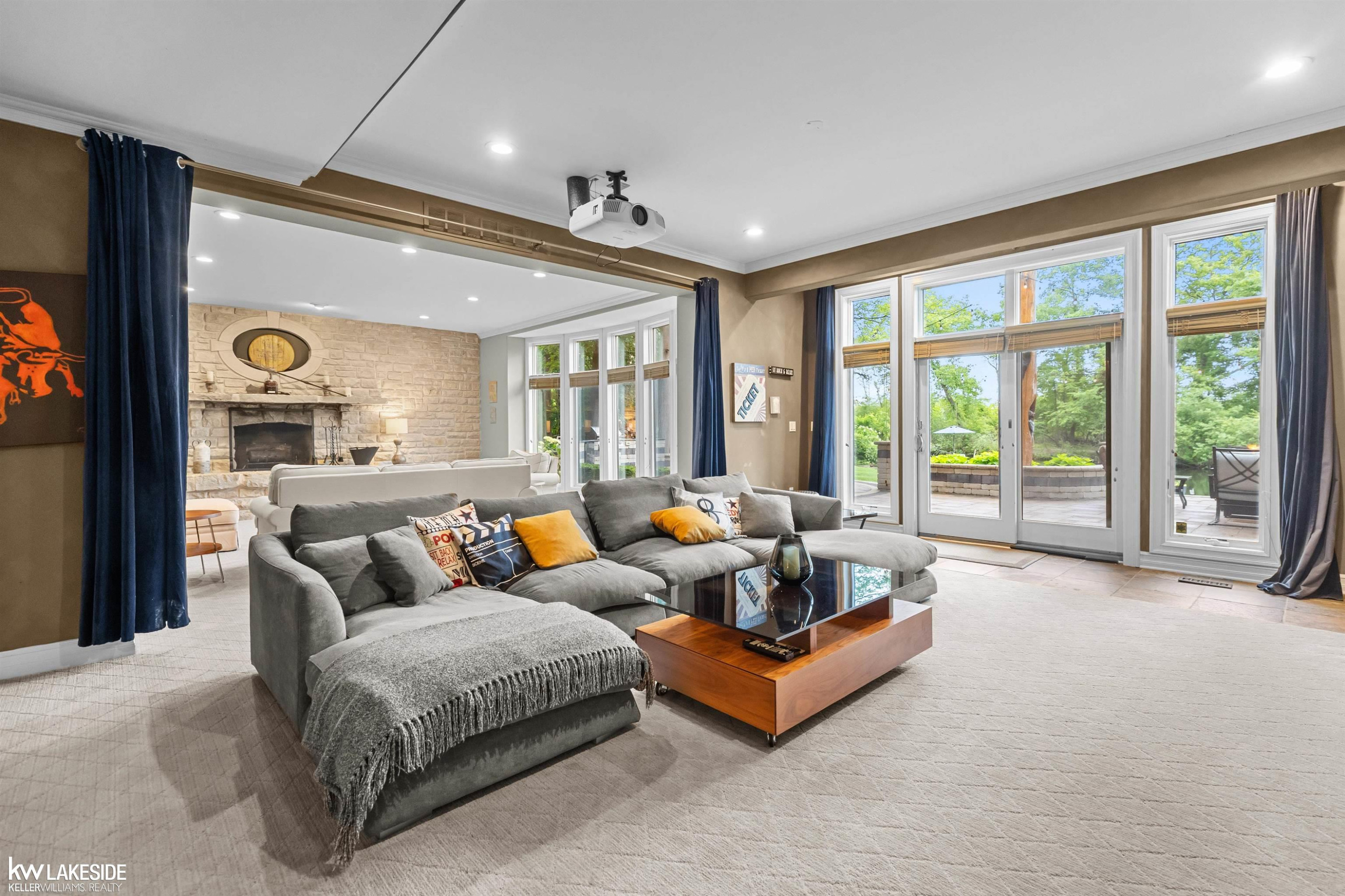 1868 Carsons Cove Cove, MI 48390 — Photo 90