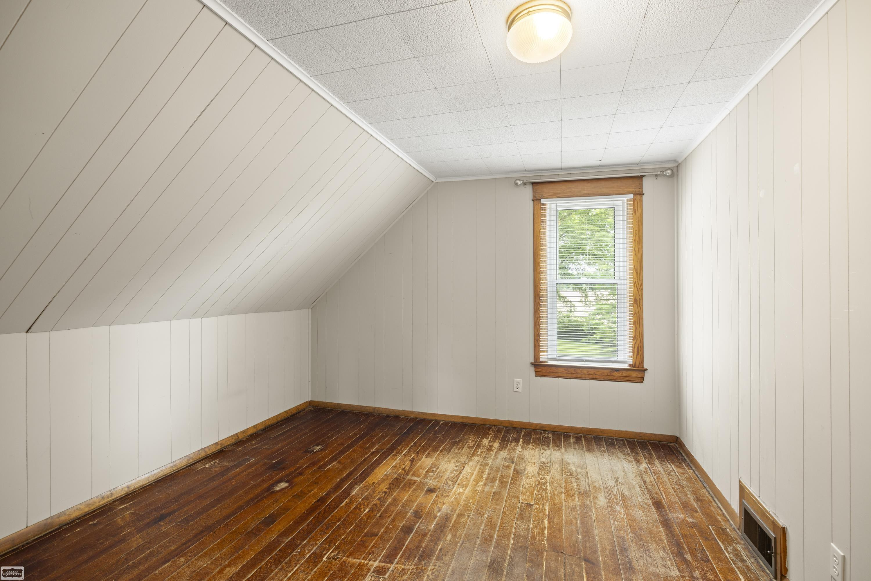 8609 Rattle Run Road, MI — Photo 12
