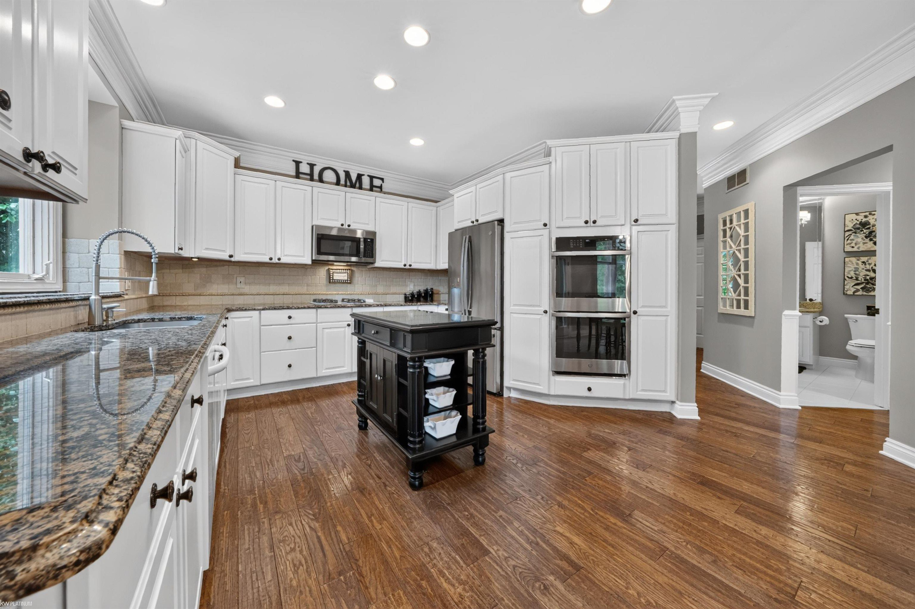 4896 Brookside Lane, MI — Photo 20
