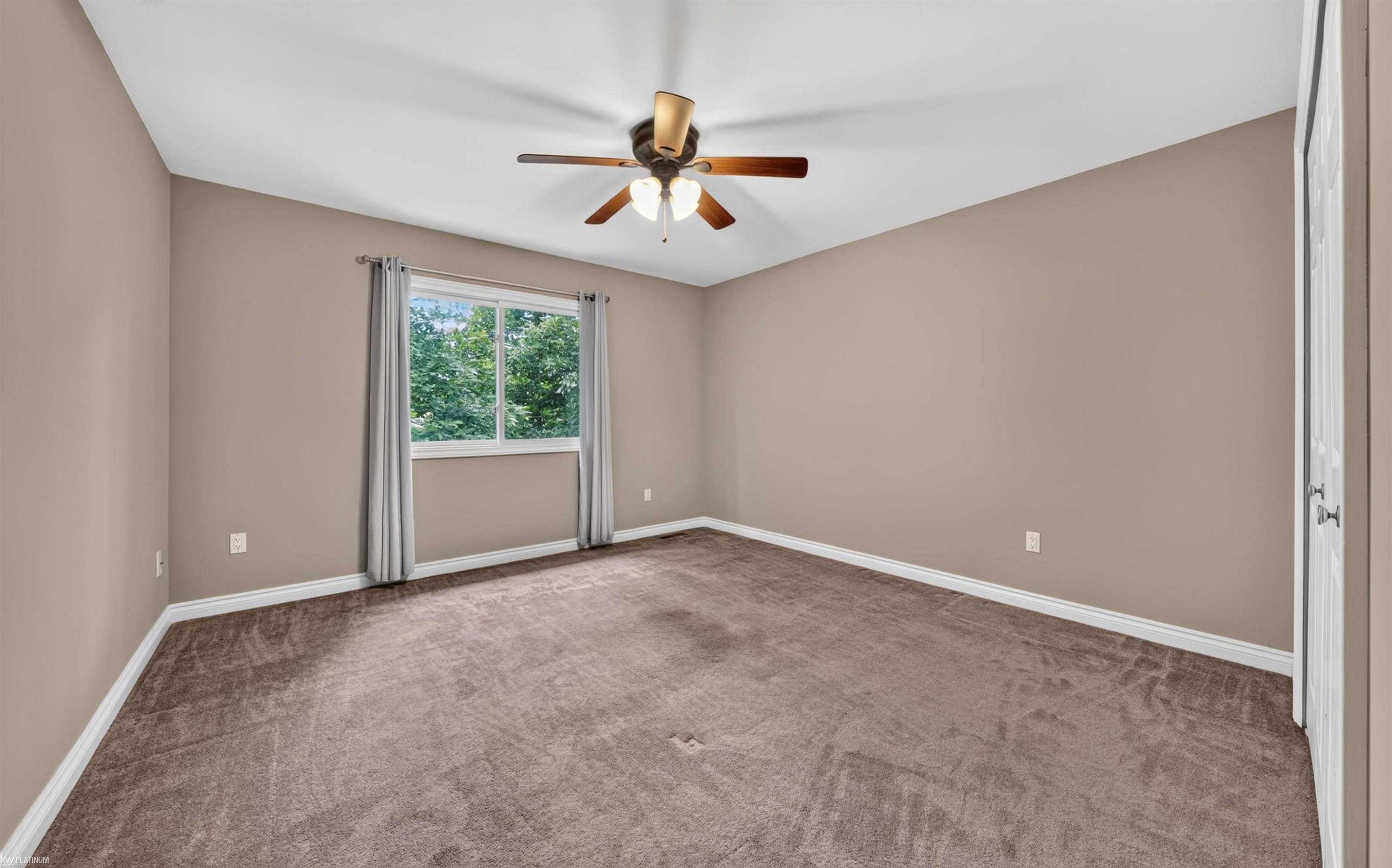 4896 Brookside Lane, MI — Photo 32
