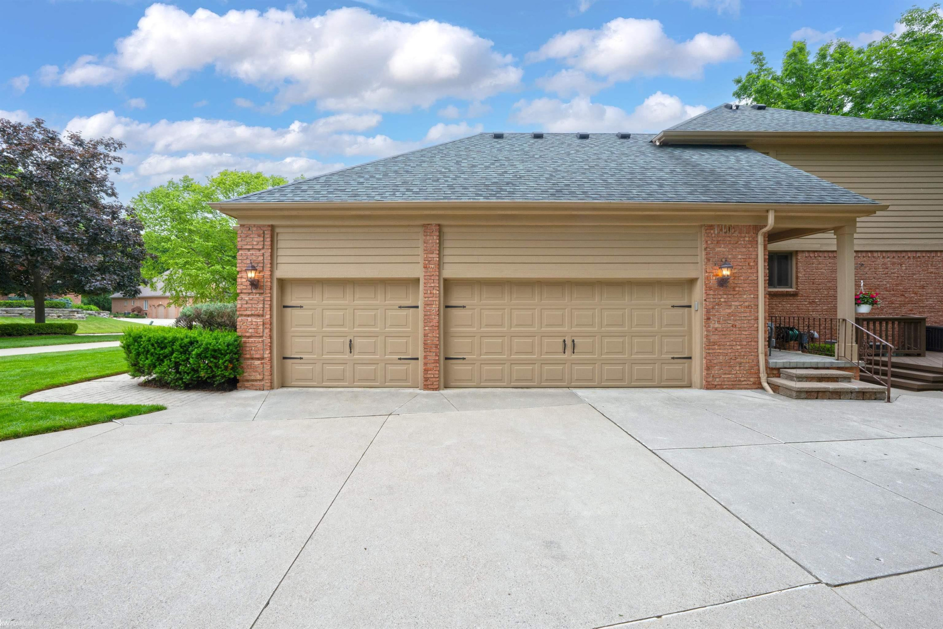 4896 Brookside Lane, MI — Photo 57