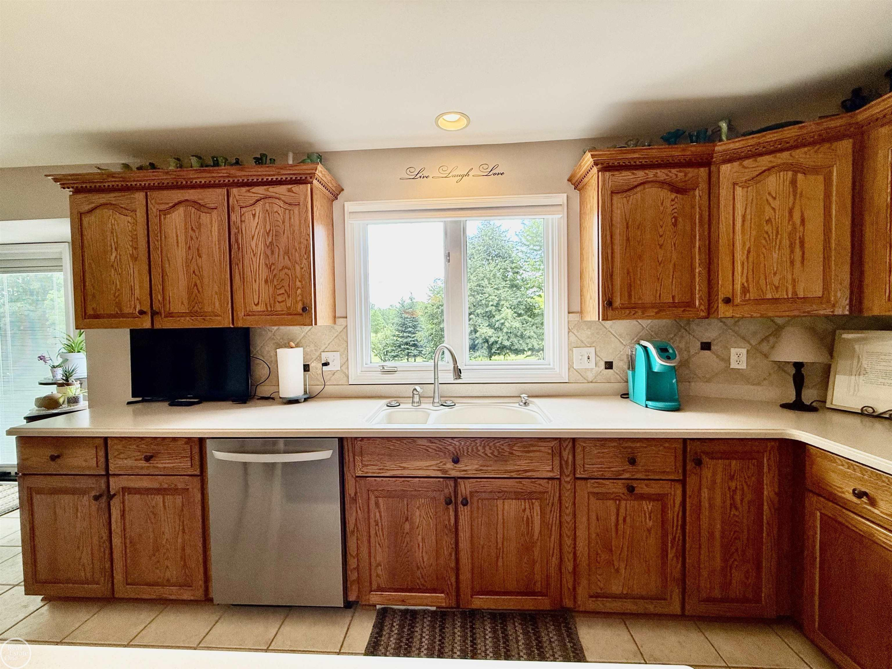 54828 Danielle Street, New Baltimore, MI 48047 — Photo 33