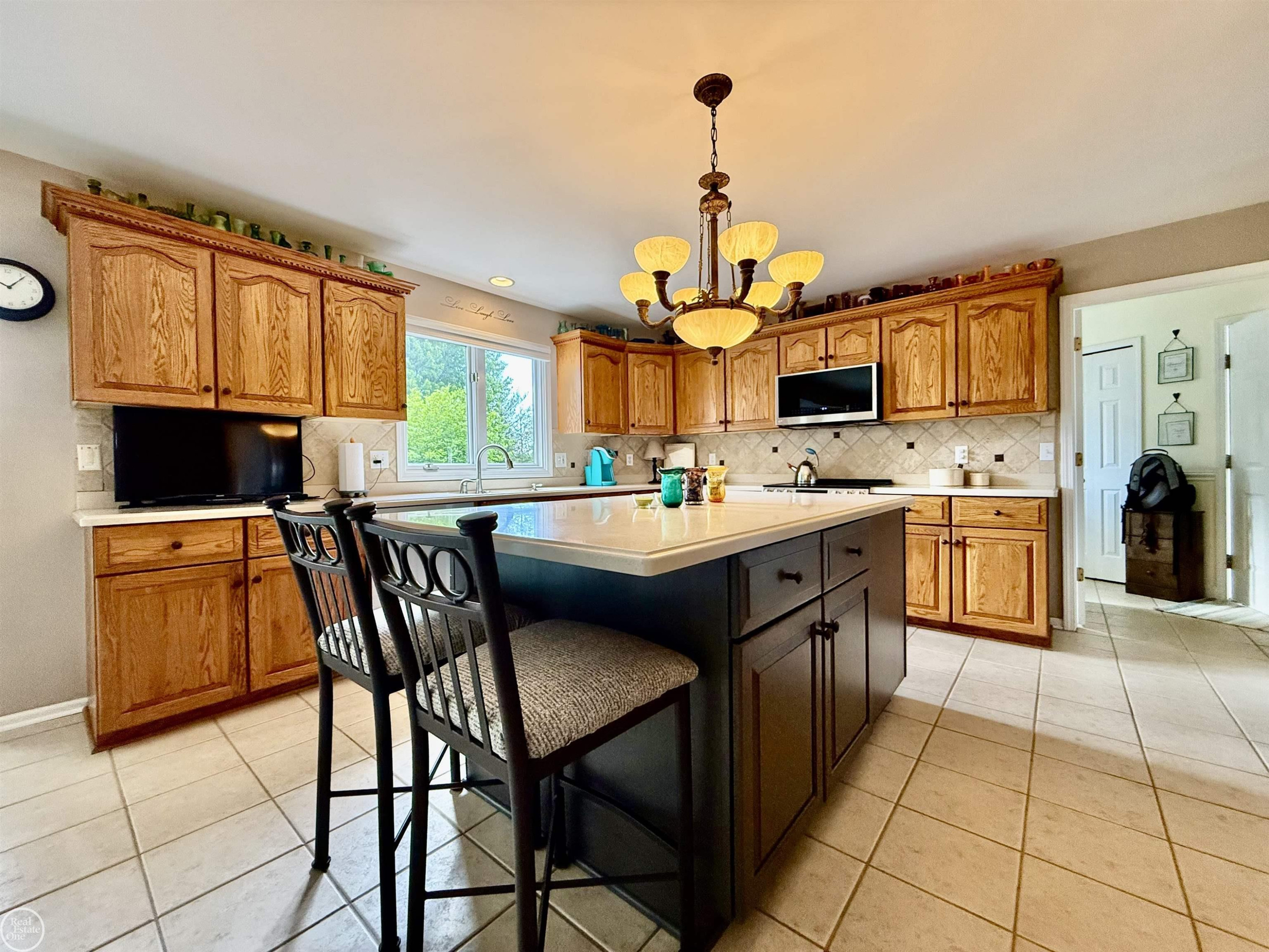 54828 Danielle Street, New Baltimore, MI 48047 — Photo 35