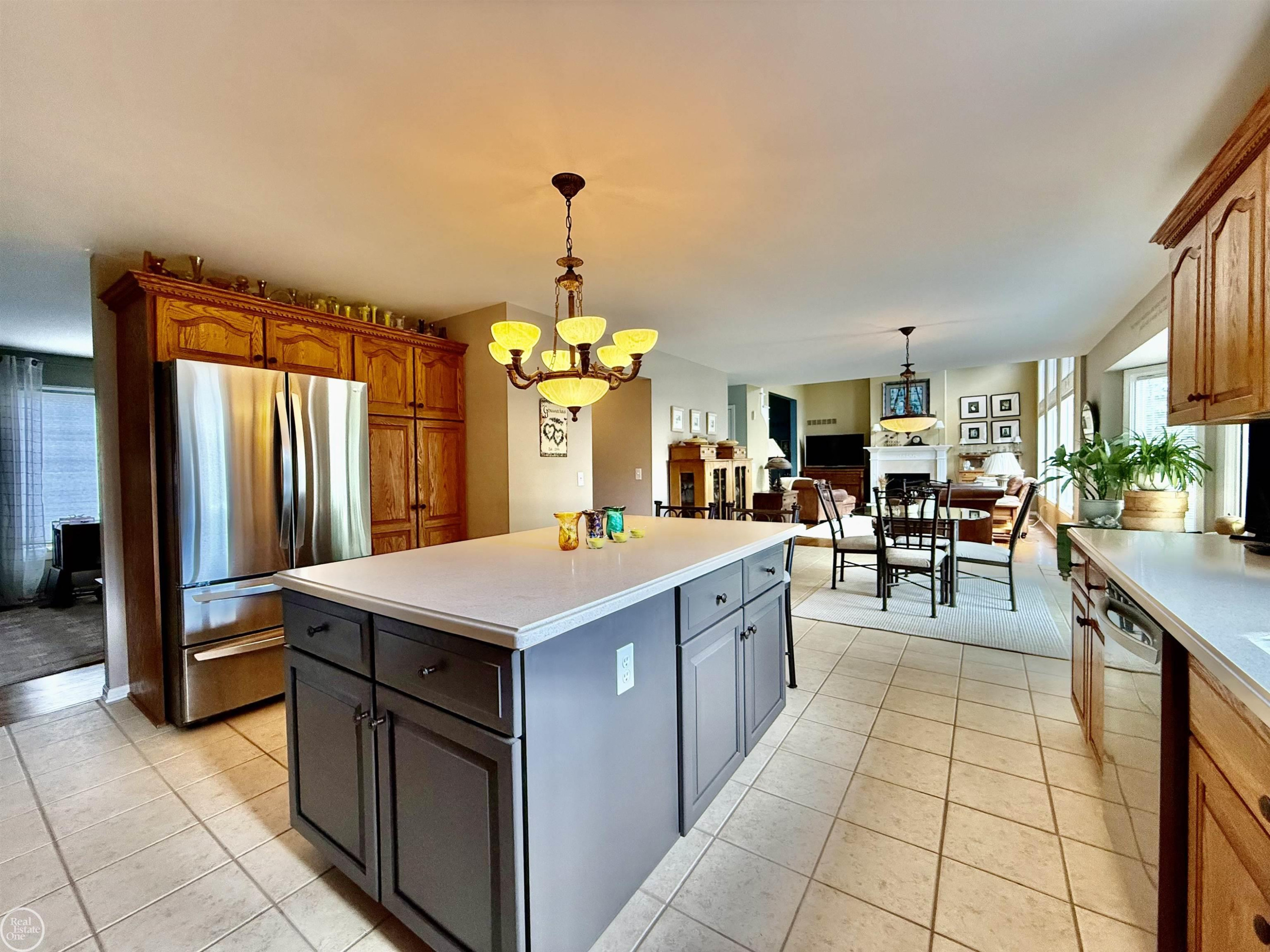 54828 Danielle Street, New Baltimore, MI 48047 — Photo 36