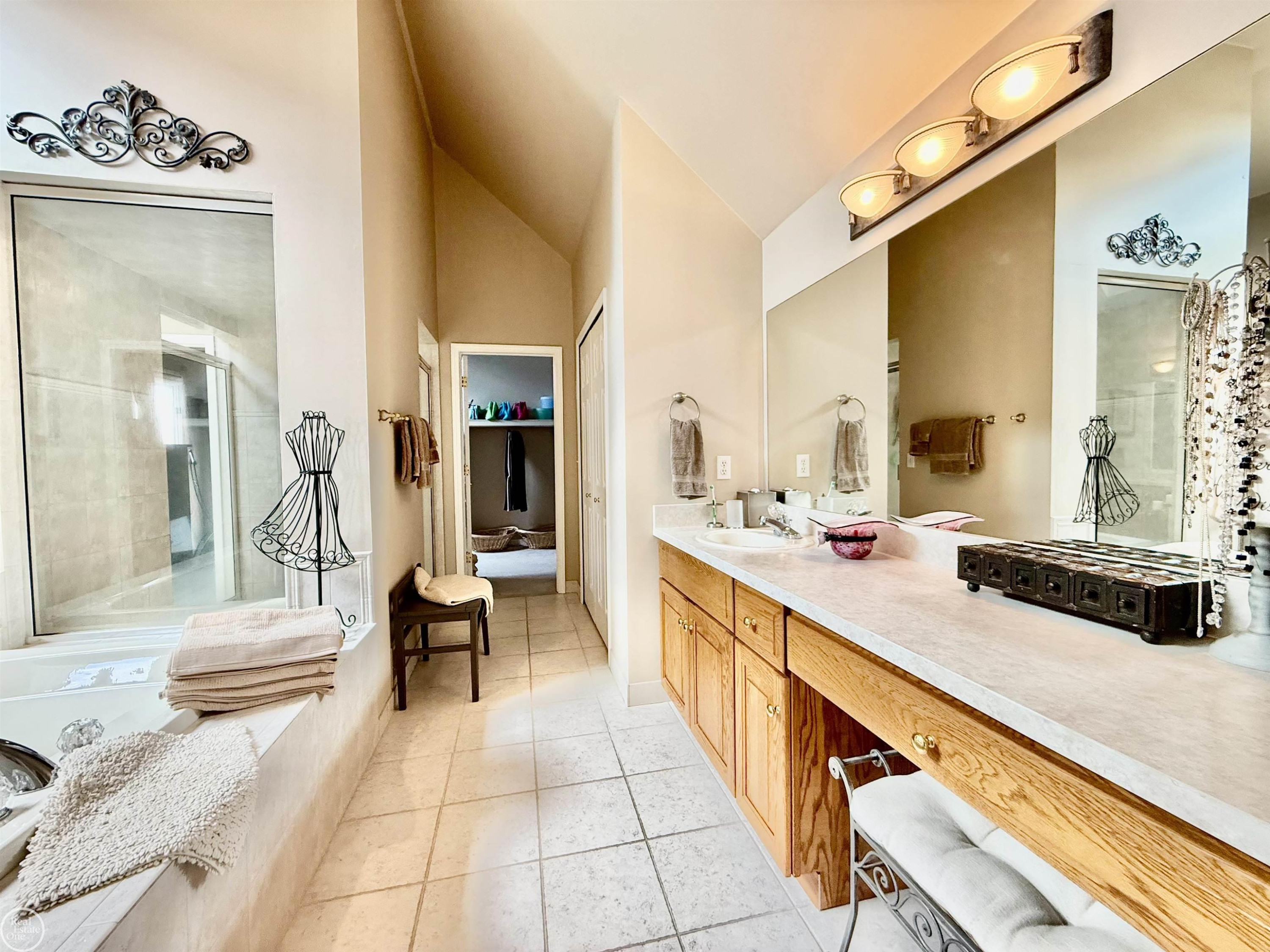 54828 Danielle Street, New Baltimore, MI 48047 — Photo 68