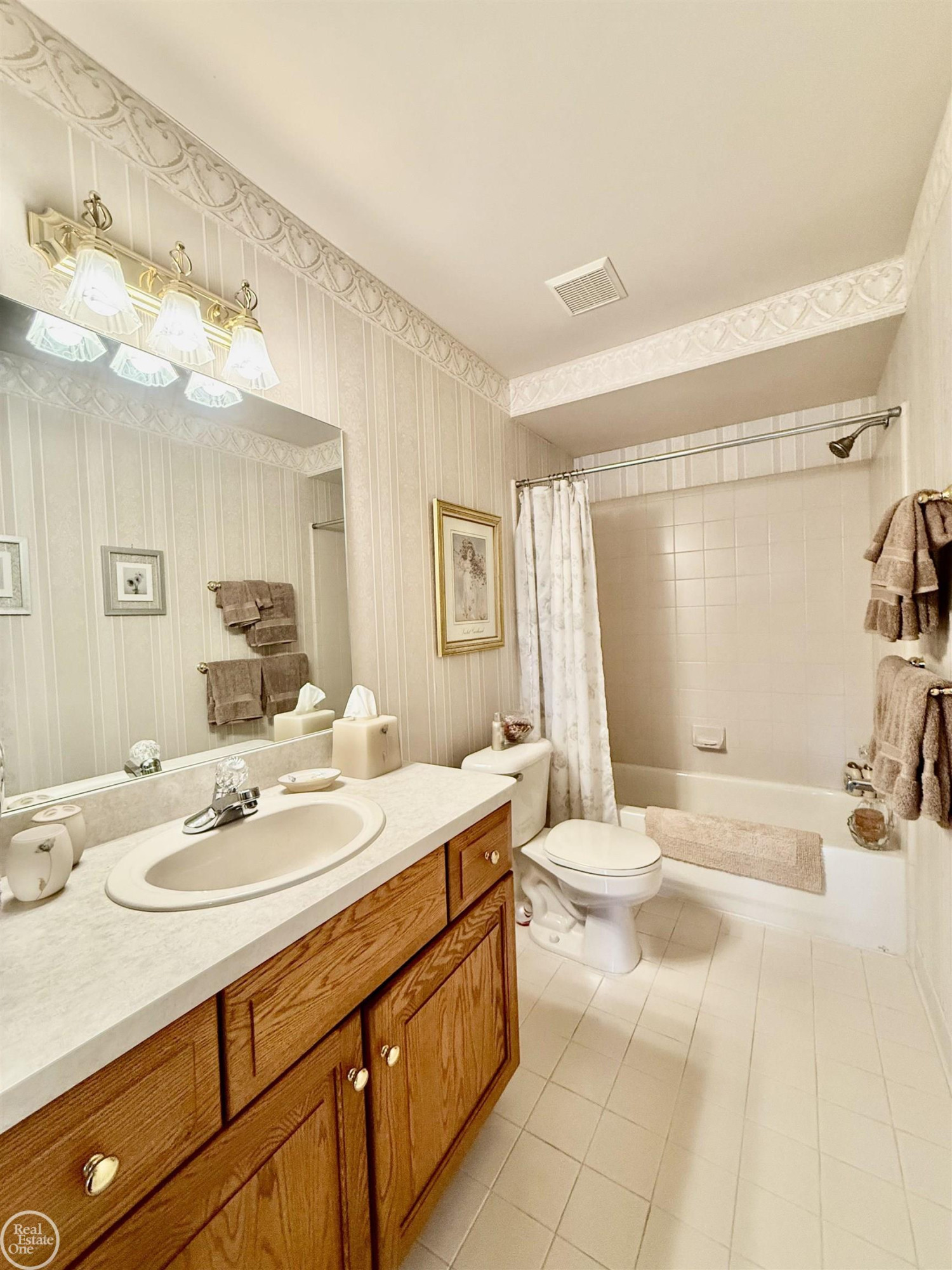 54828 Danielle Street, New Baltimore, MI 48047 — Photo 81