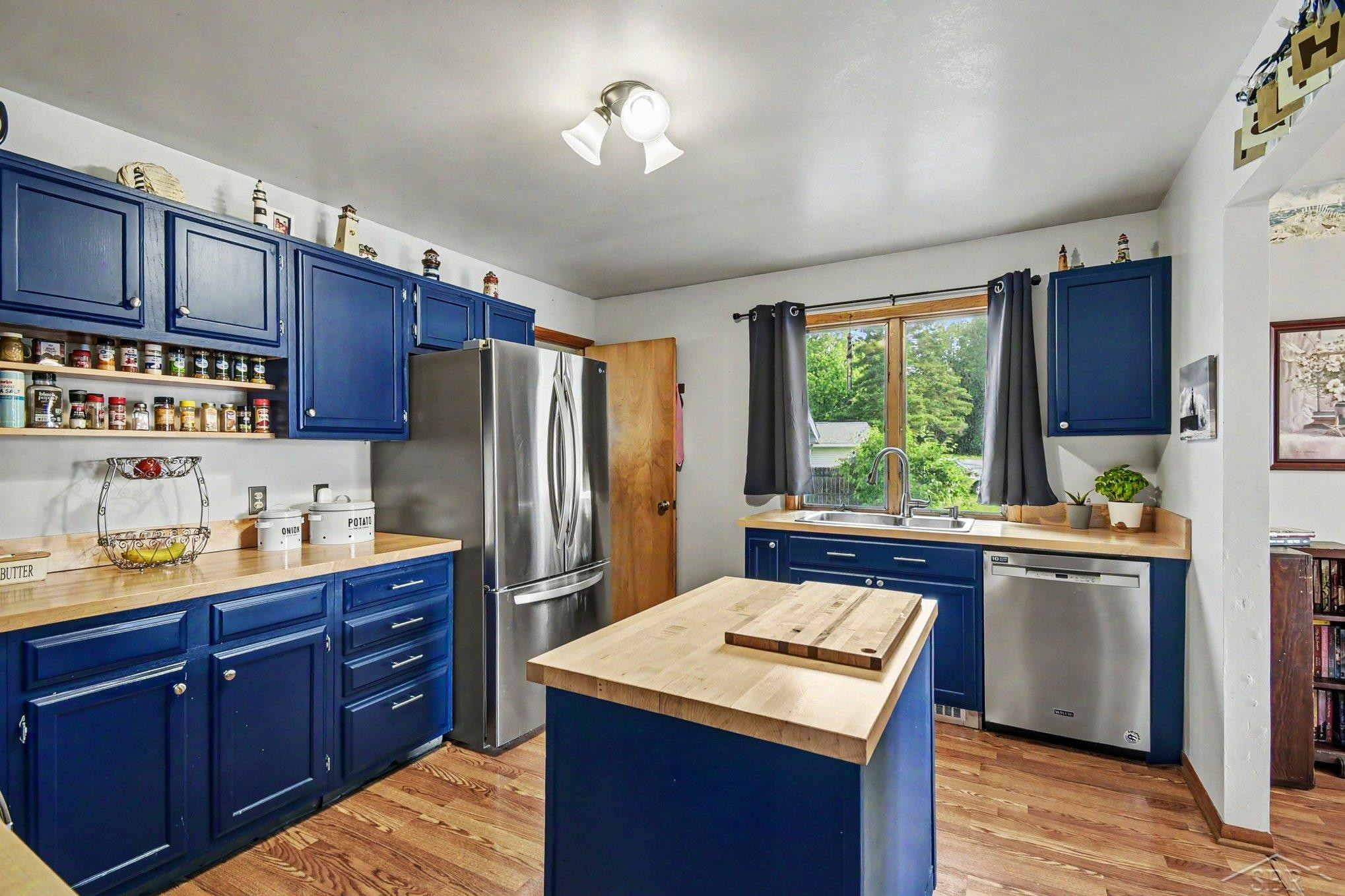 4480 S Sasse Road, Hemlock, MI 48626 — Photo 8