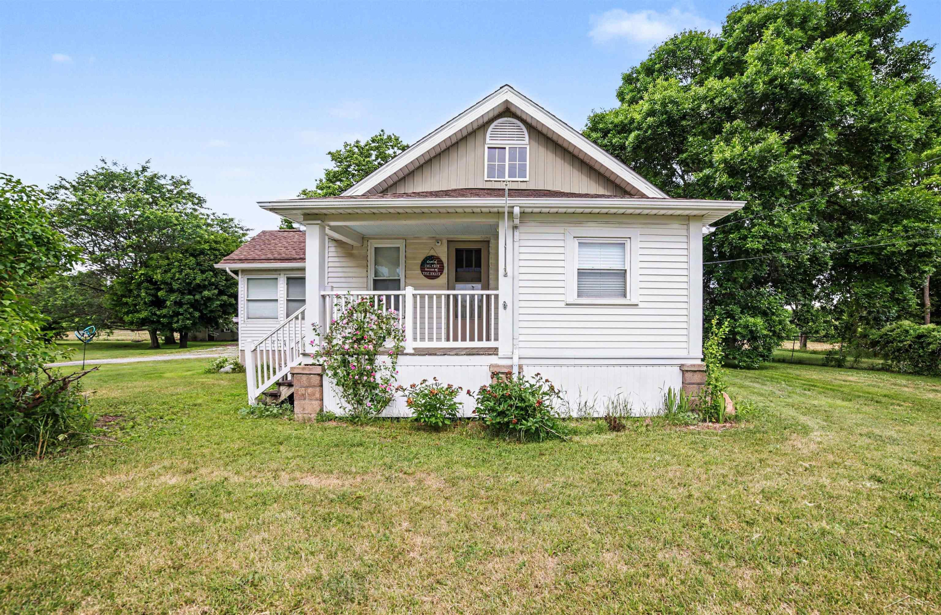 7123 Dixie Highway, Bridgeport, MI 48722 — Photo 2