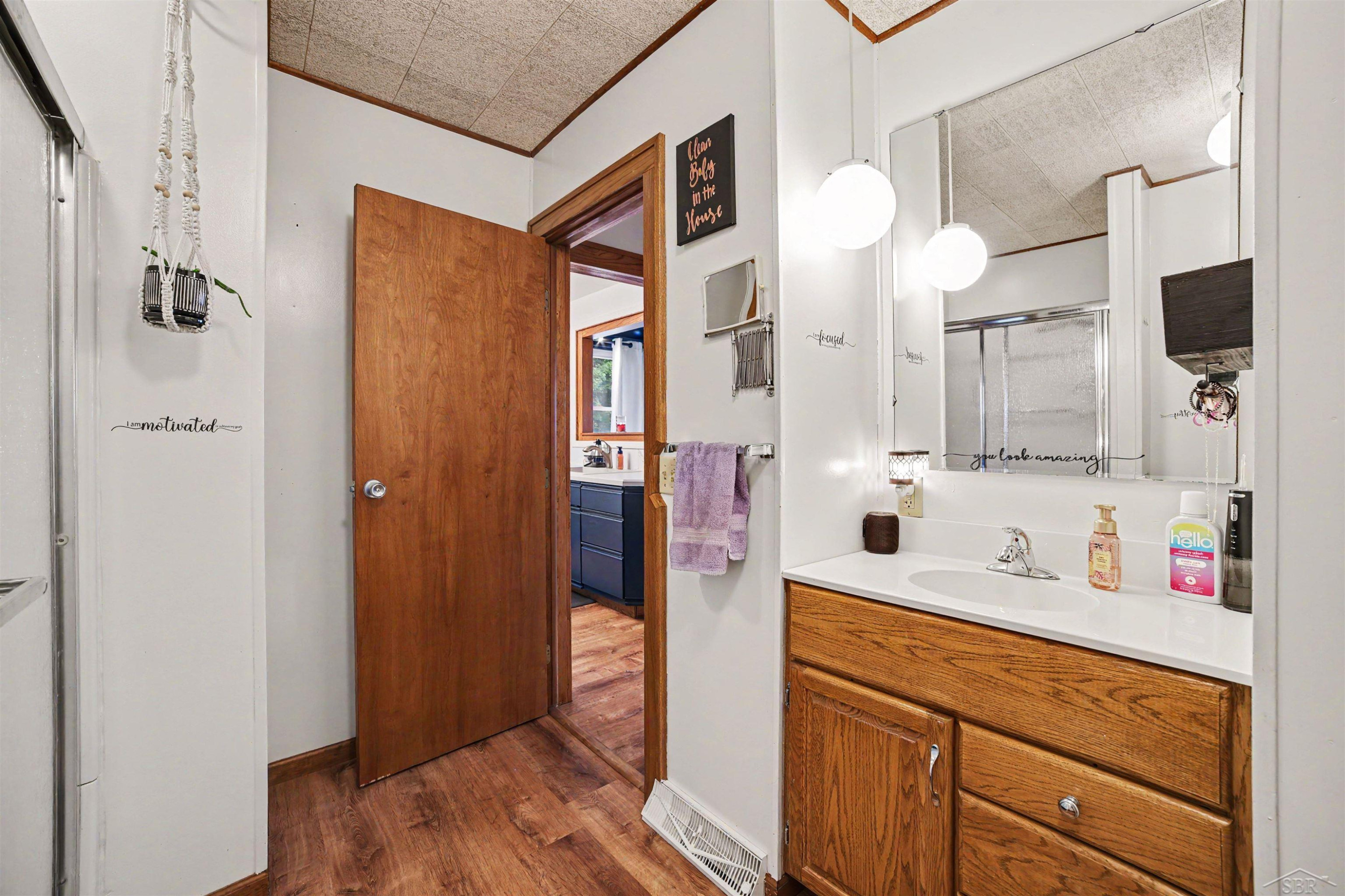7123 Dixie Highway, Bridgeport, MI 48722 — Photo 8