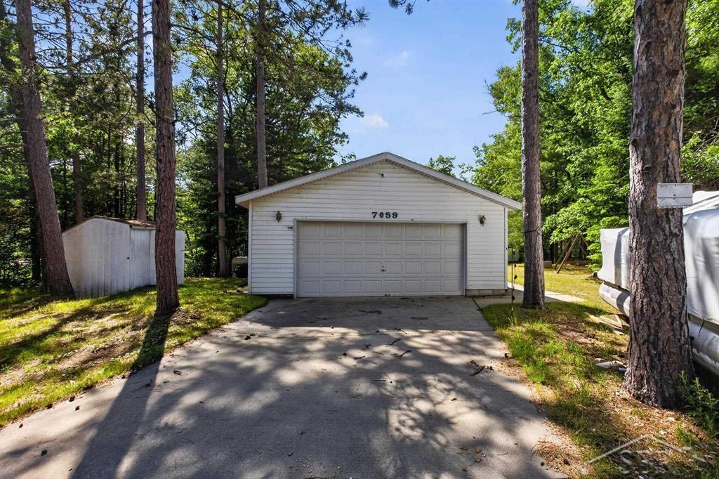 7059 Chain Lake Drive, South Branch, MI 48761 — Photo 6