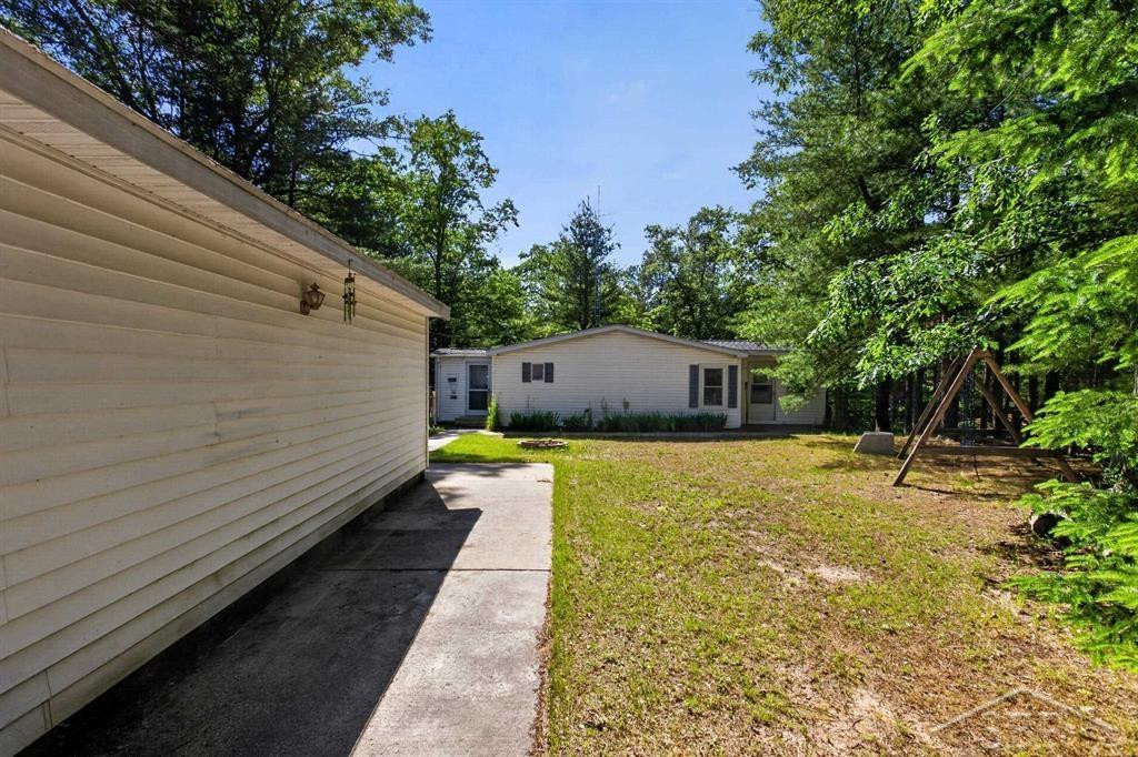7059 Chain Lake Drive, South Branch, MI 48761 — Photo 8
