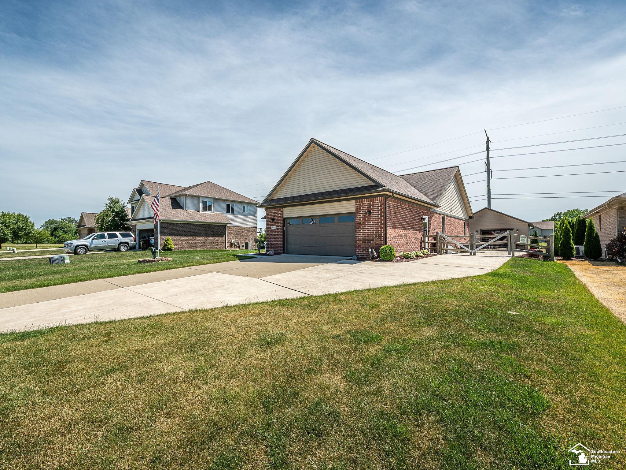 5019 Skylark Drive, Monroe, MI 48161 — Photo 35