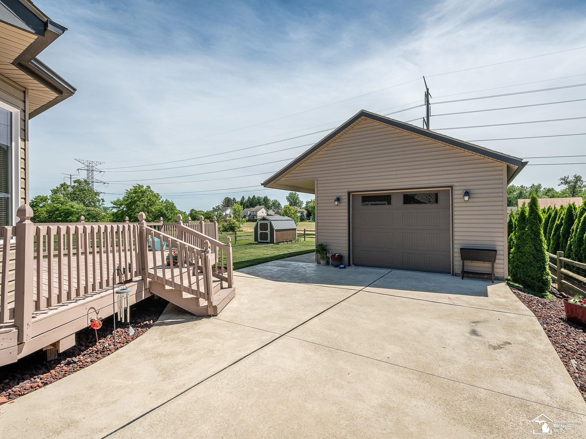 5019 Skylark Drive, Monroe, MI 48161 — Photo 37