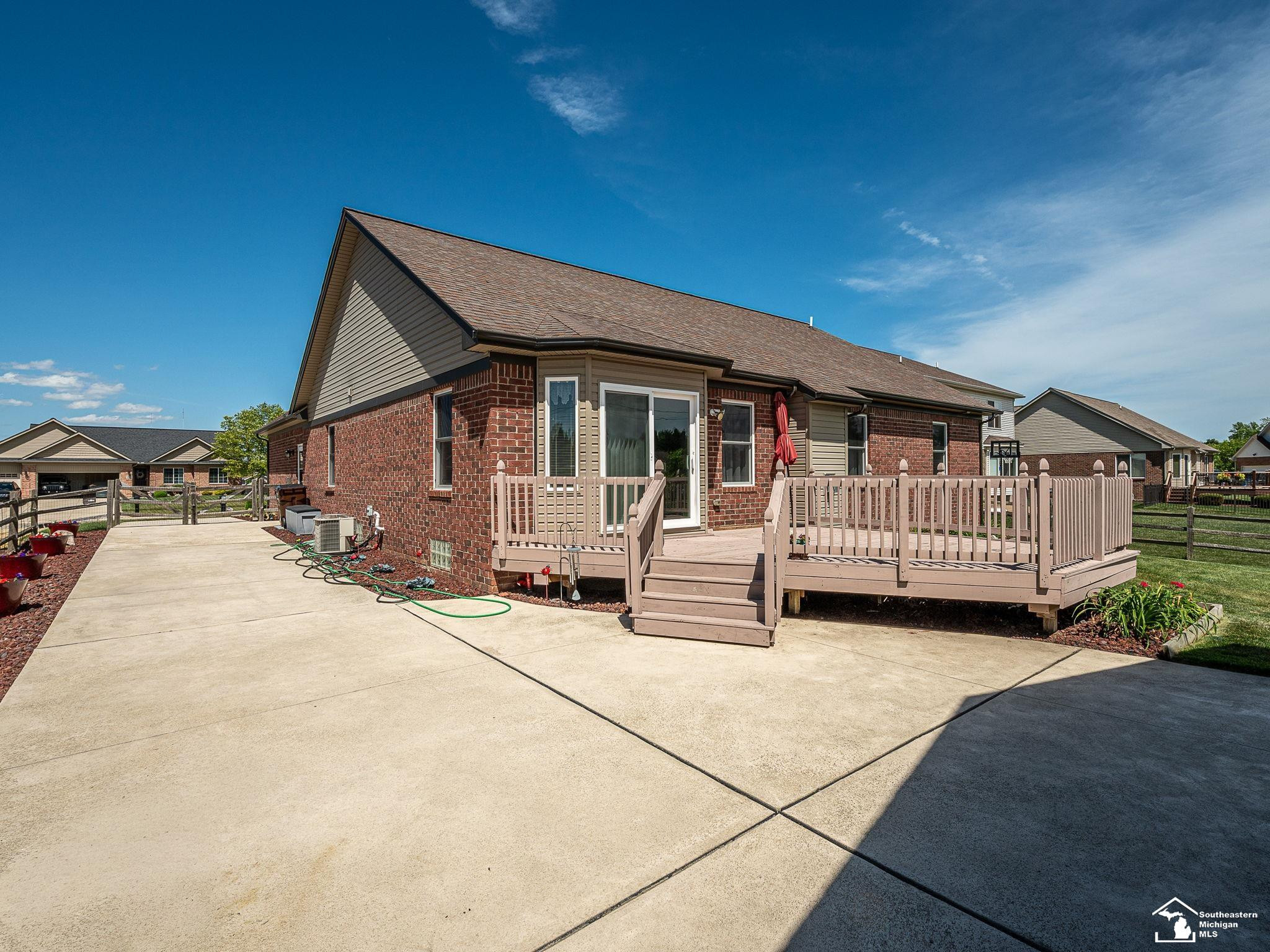5019 Skylark Drive, Monroe, MI 48161 — Photo 38