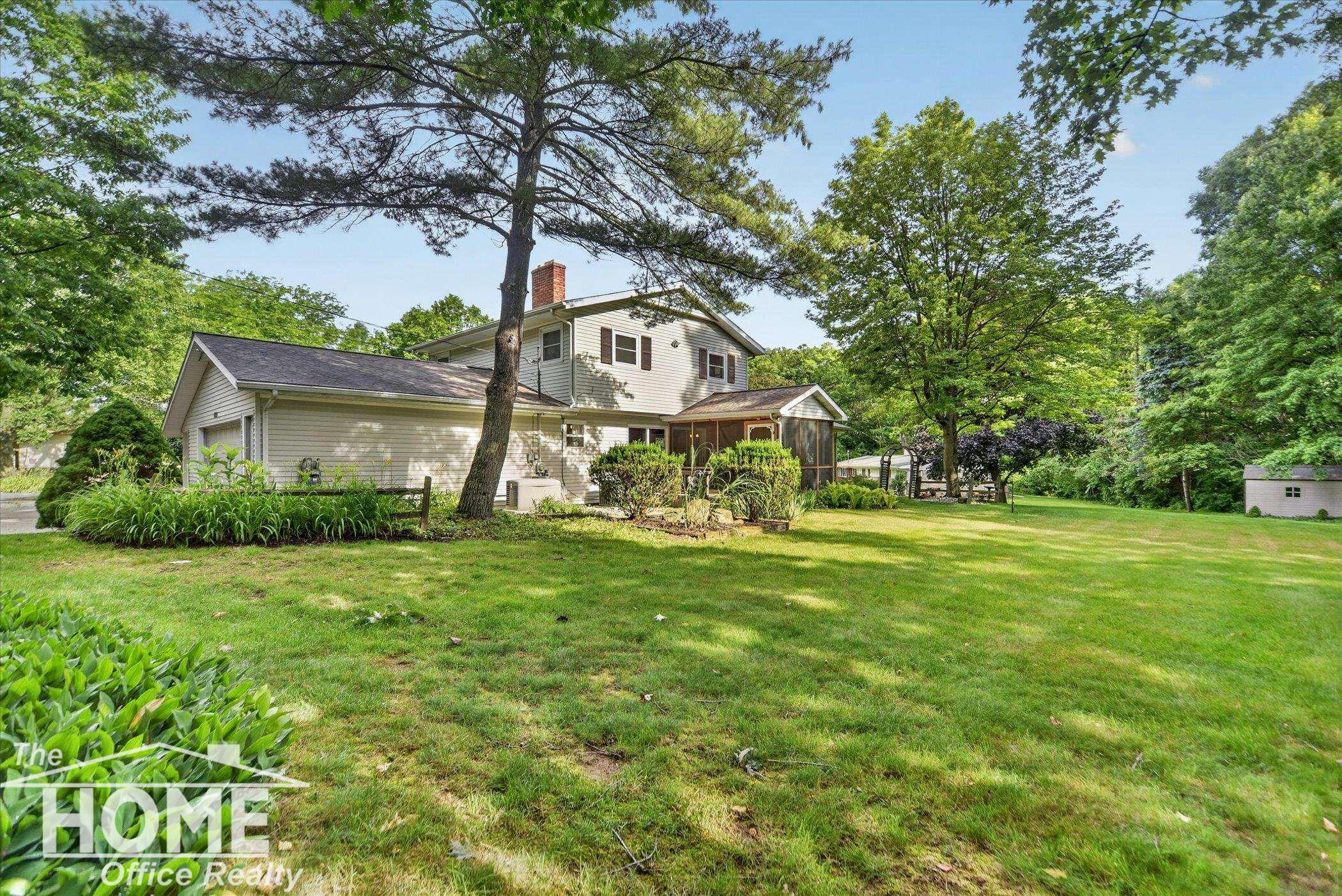 650 Riverbend Drive, Owosso, MI 48867 — Photo 3