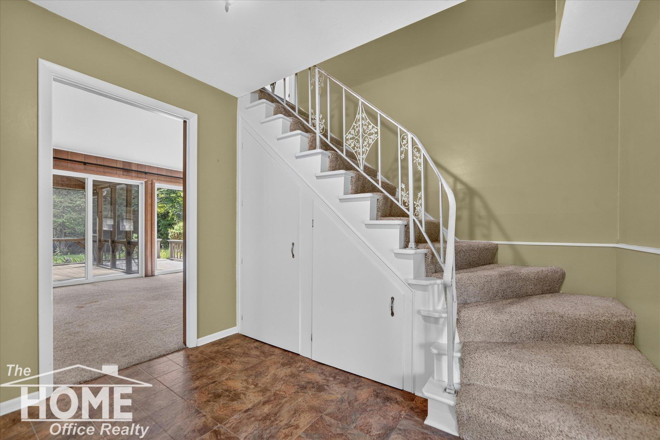 650 Riverbend Drive, Owosso, MI 48867 — Photo 11