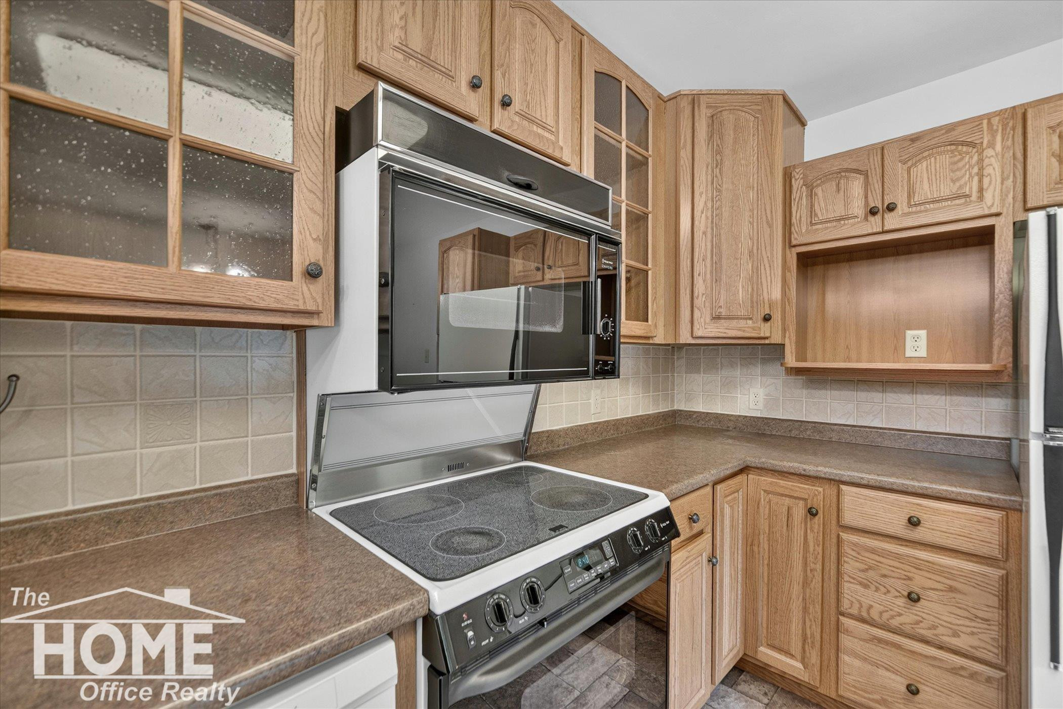 650 Riverbend Drive, Owosso, MI 48867 — Photo 20
