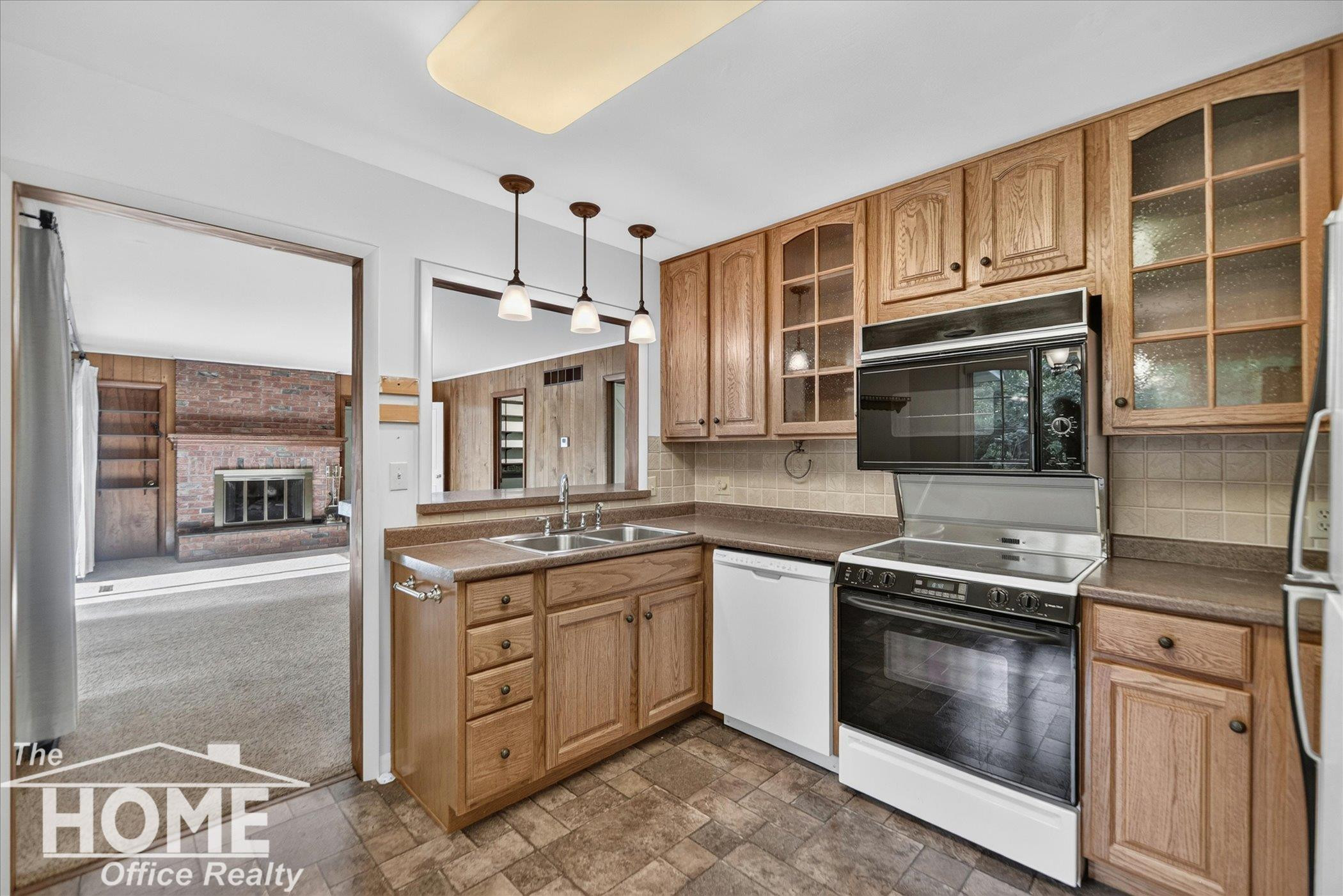 650 Riverbend Drive, Owosso, MI 48867 — Photo 21