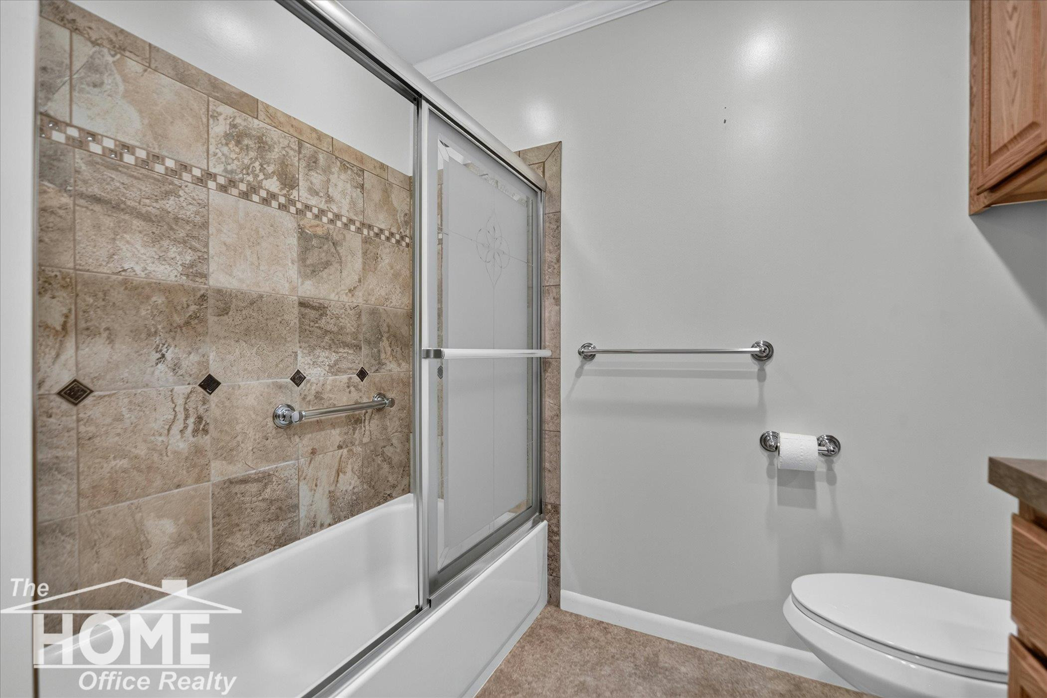 650 Riverbend Drive, Owosso, MI 48867 — Photo 35