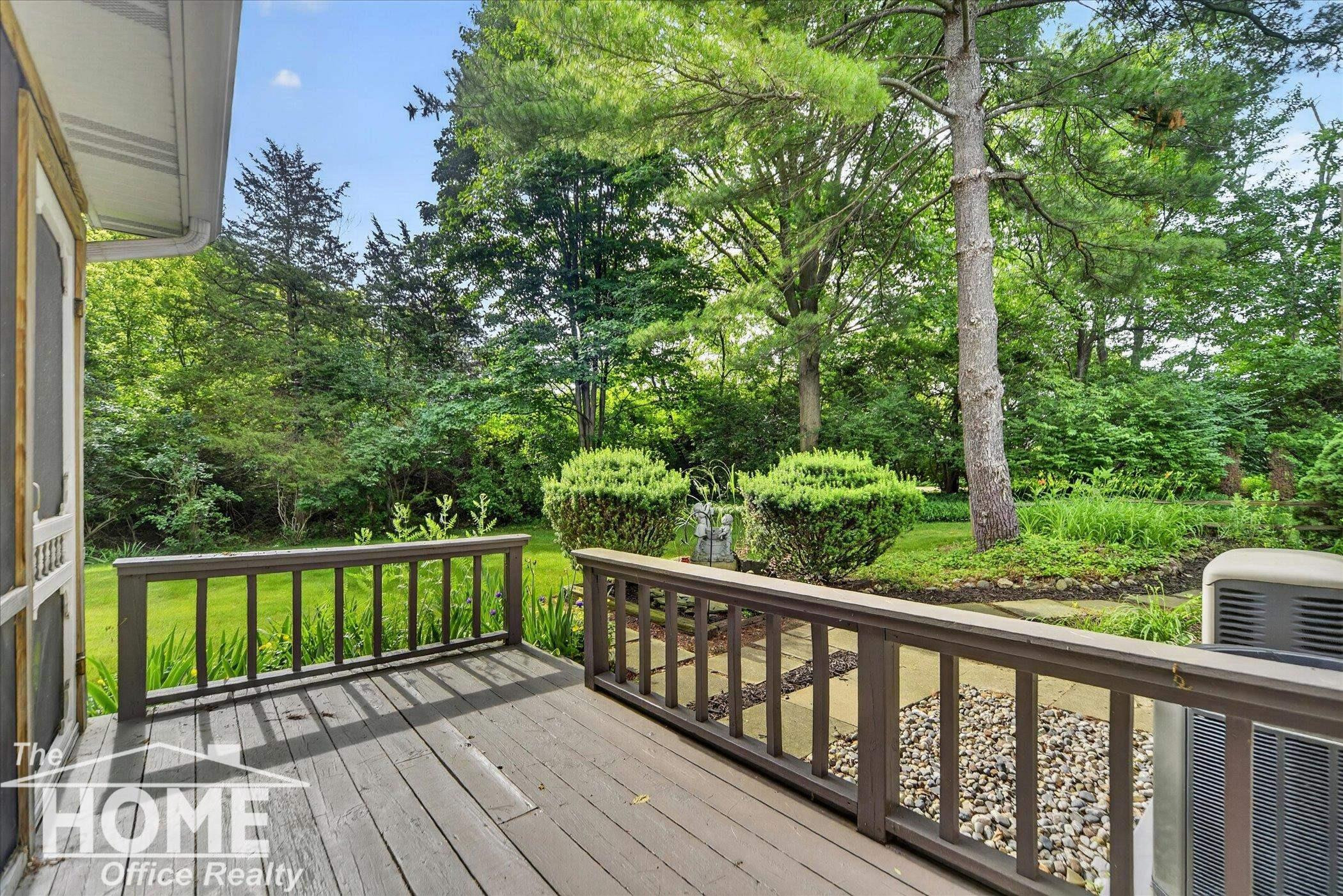650 Riverbend Drive, Owosso, MI 48867 — Photo 45