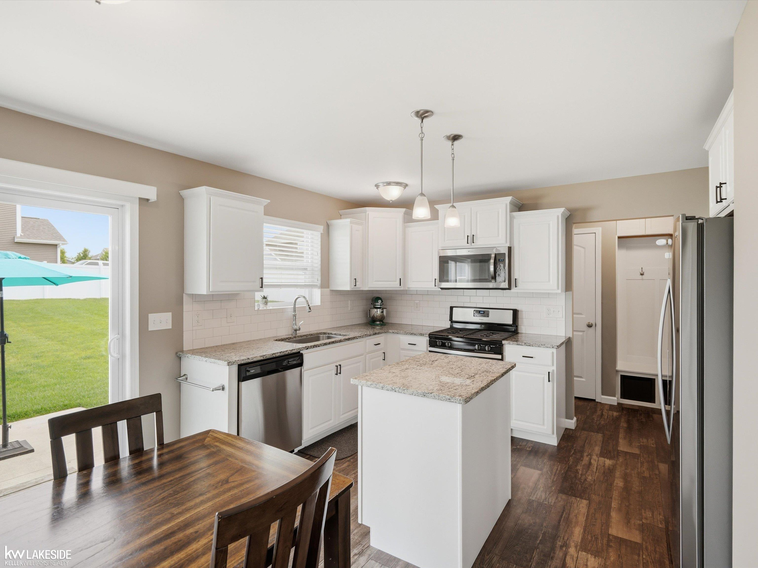 3208 Hill Hollow Lane, Howell, MI 48855 — Photo 7