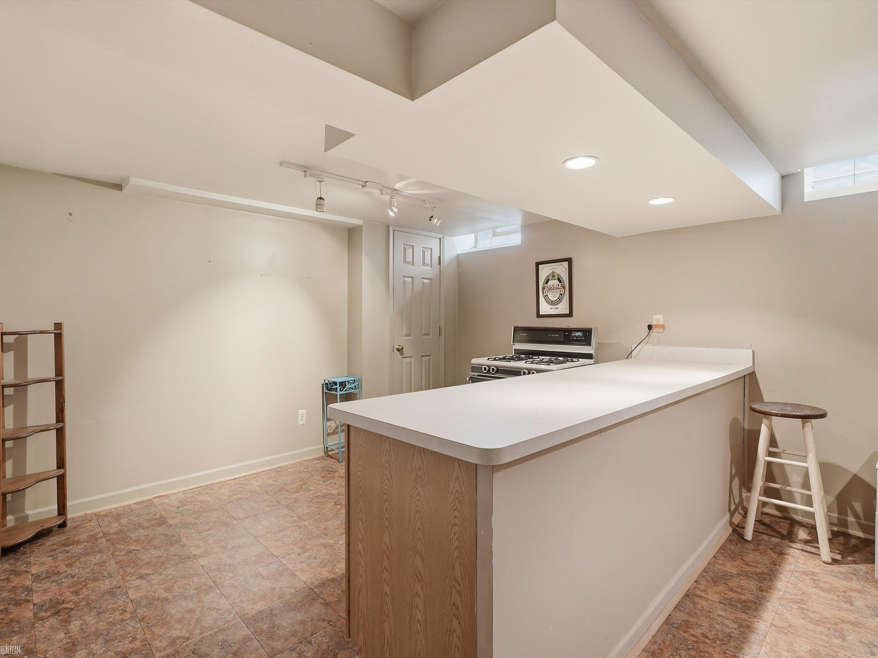 45455 Heatherwoode Lane, MI 48044 — Photo 37