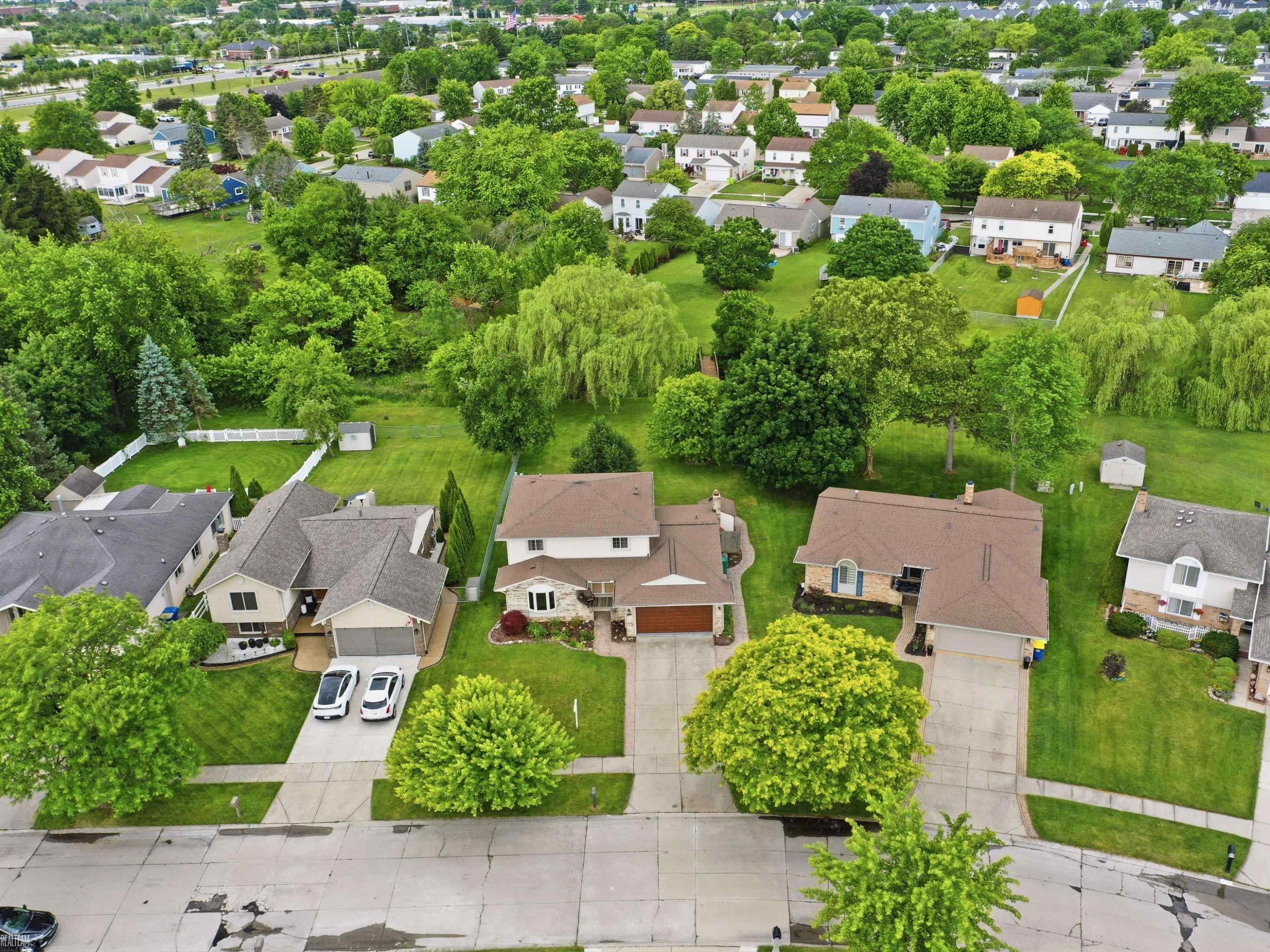 45455 Heatherwoode Lane, MI 48044 — Photo 53