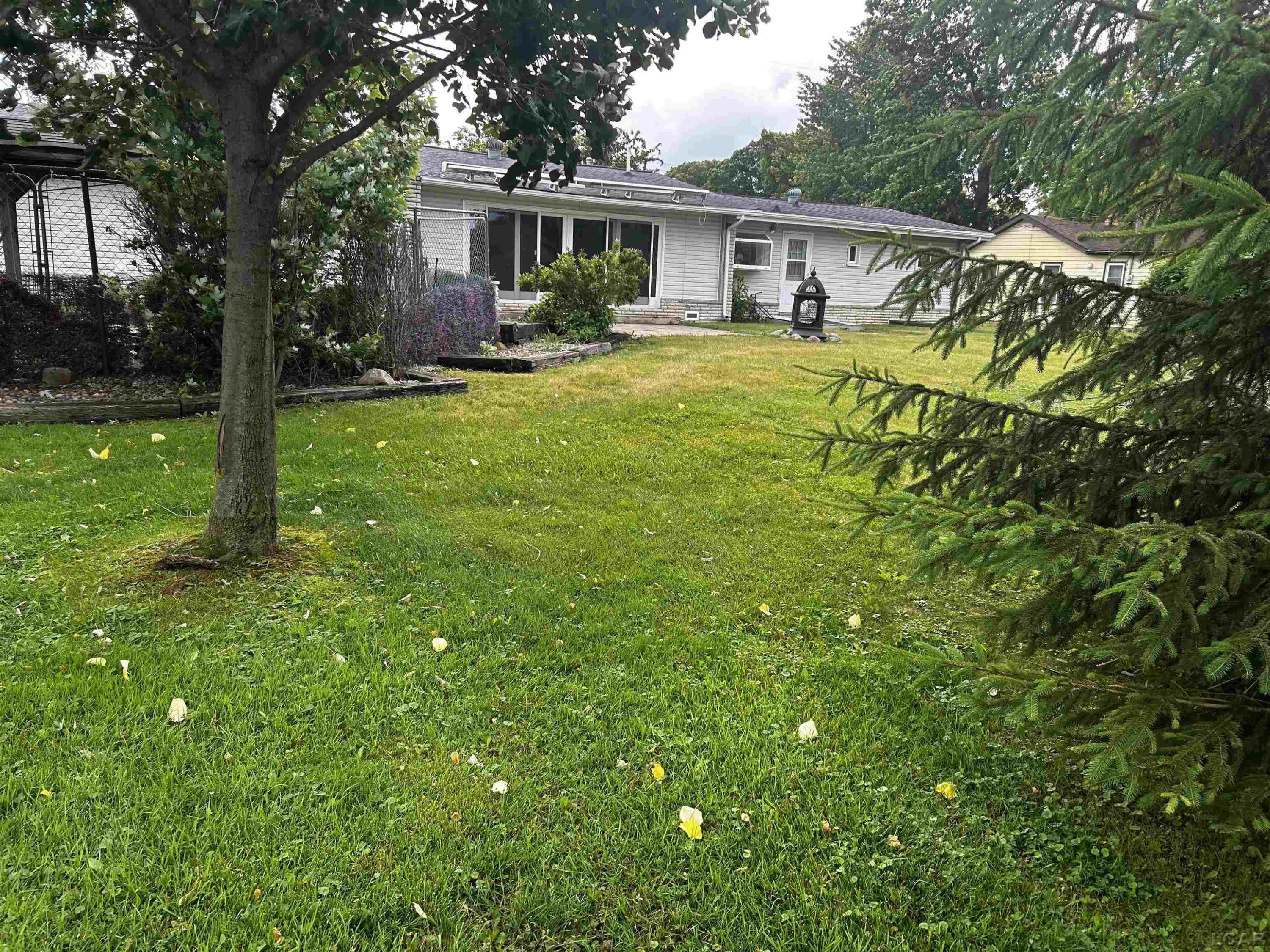 753 Vaniman Island Drive, Brooklyn, MI 49230 — Photo 18