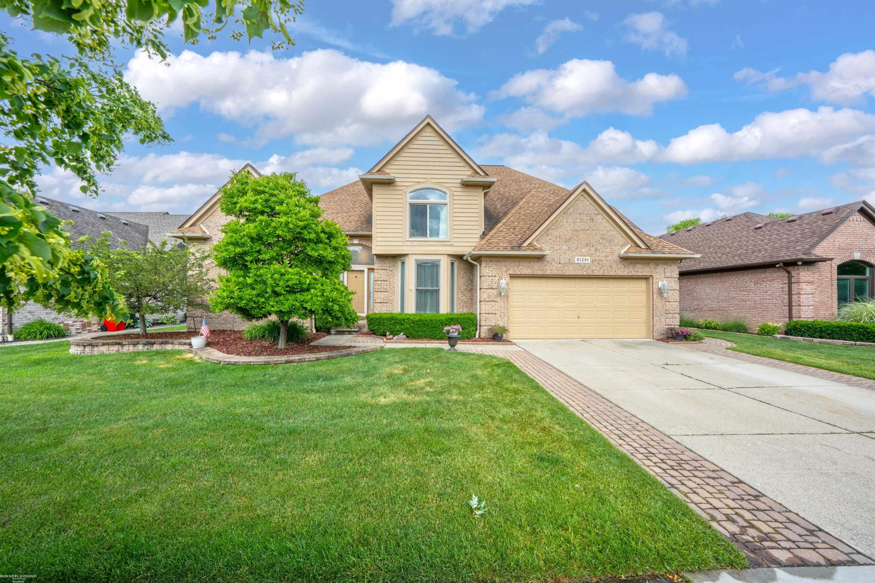 51251 Westwood Drive, MI 48042 — Photo 3