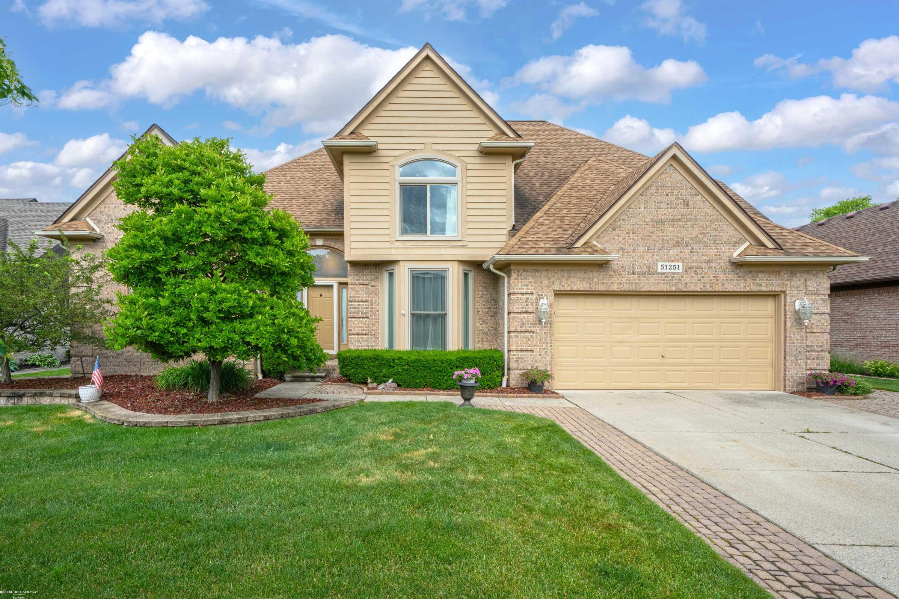 51251 Westwood Drive, MI 48042 — Photo 4