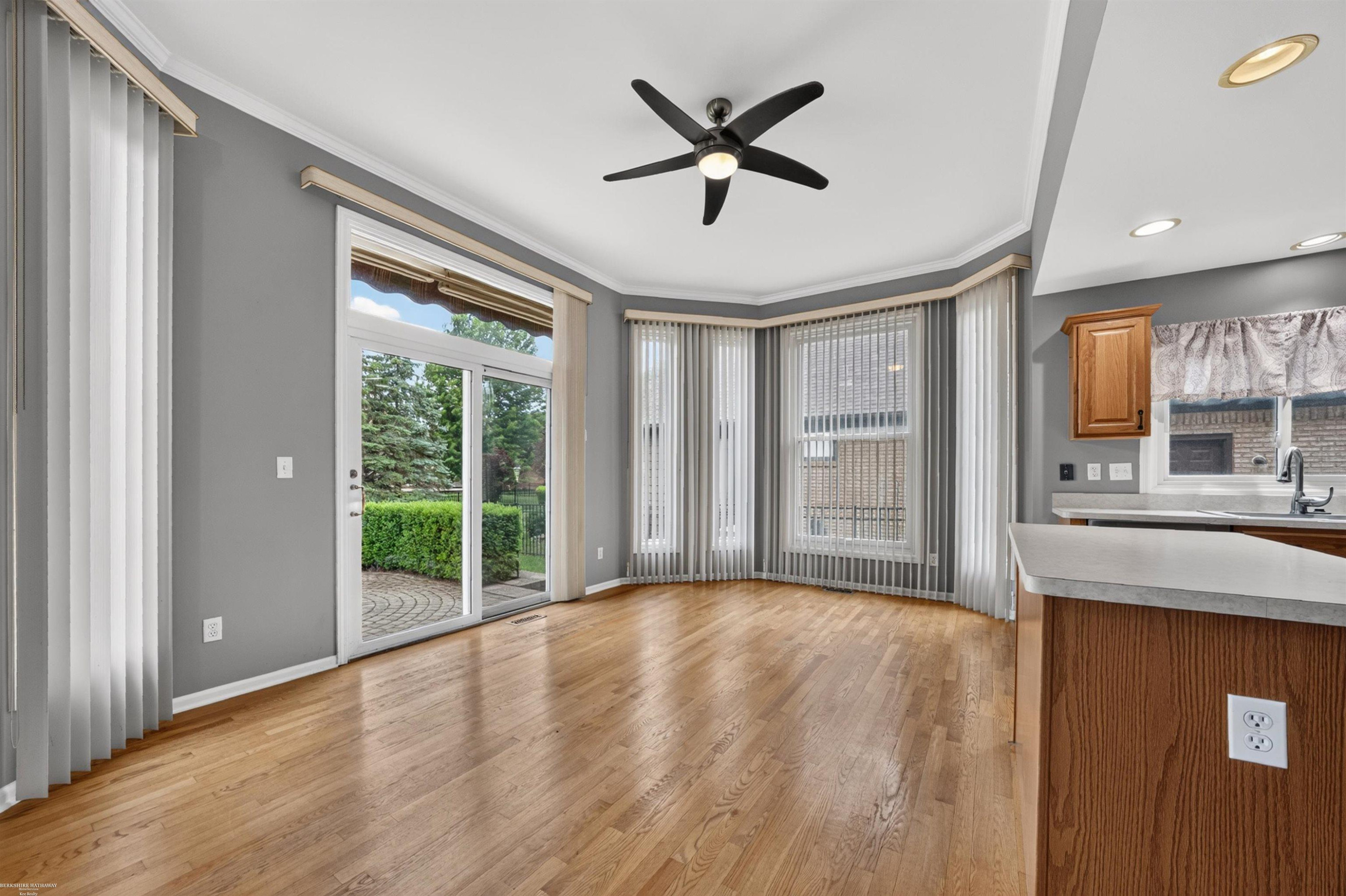 51251 Westwood Drive, MI 48042 — Photo 33