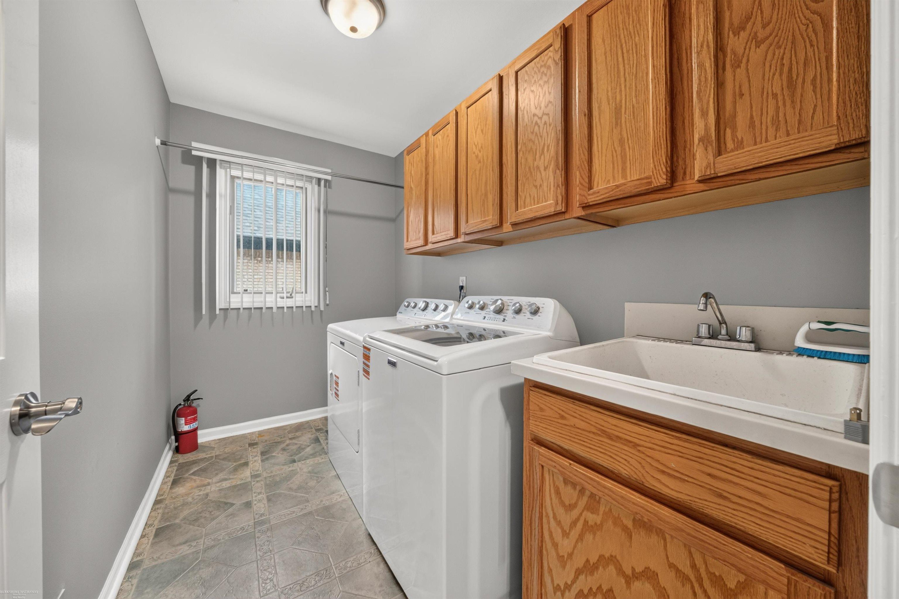 51251 Westwood Drive, MI 48042 — Photo 38