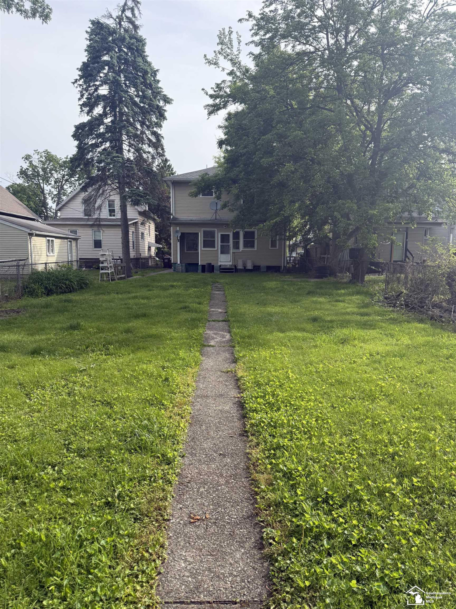 710 E fourth Street, MI 48161 — Photo 2