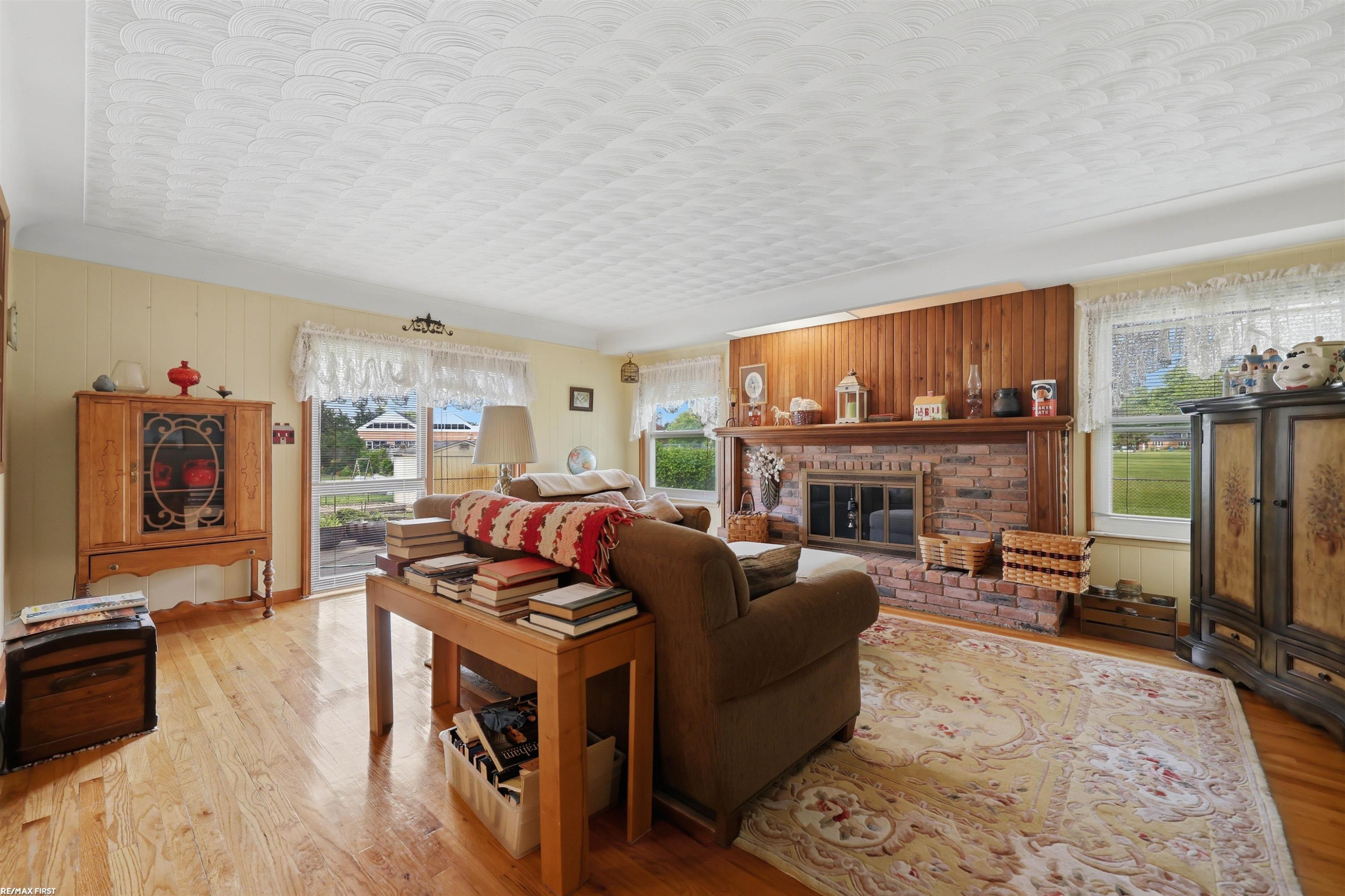 53375 Mark Drive, Shelby Twp, MI 48316 — Photo 14