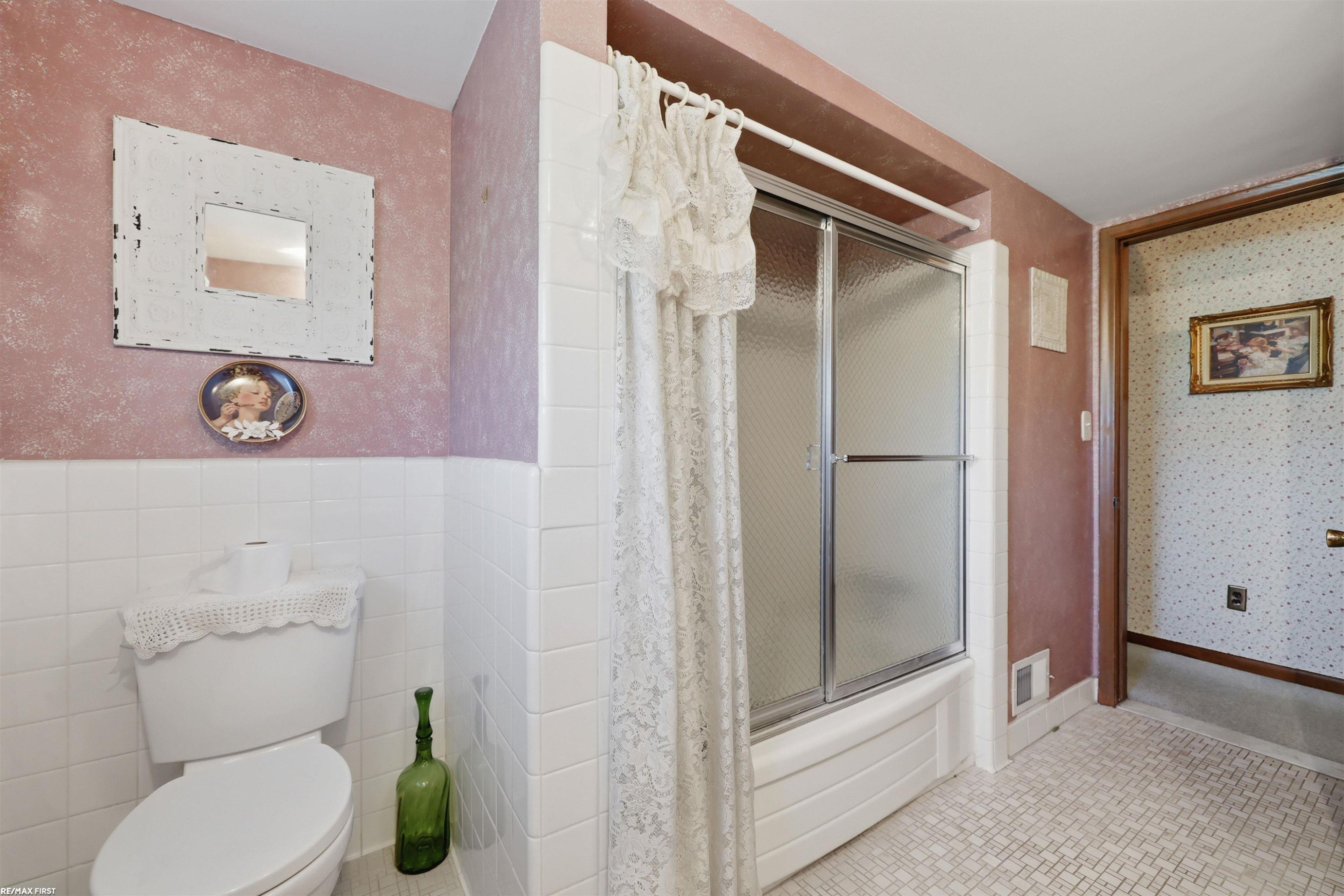 53375 Mark Drive, Shelby Twp, MI 48316 — Photo 25