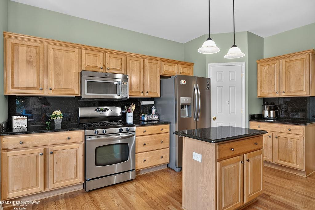 1712 Wood Trail, Oxford, MI 48371 — Photo 19