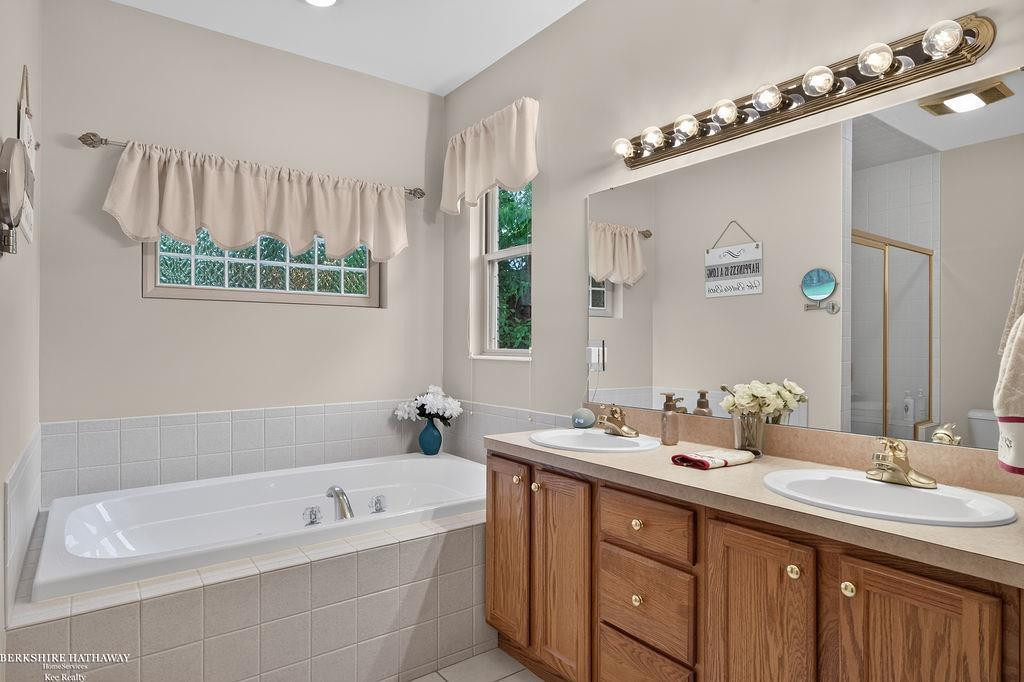 1712 Wood Trail, Oxford, MI 48371 — Photo 35